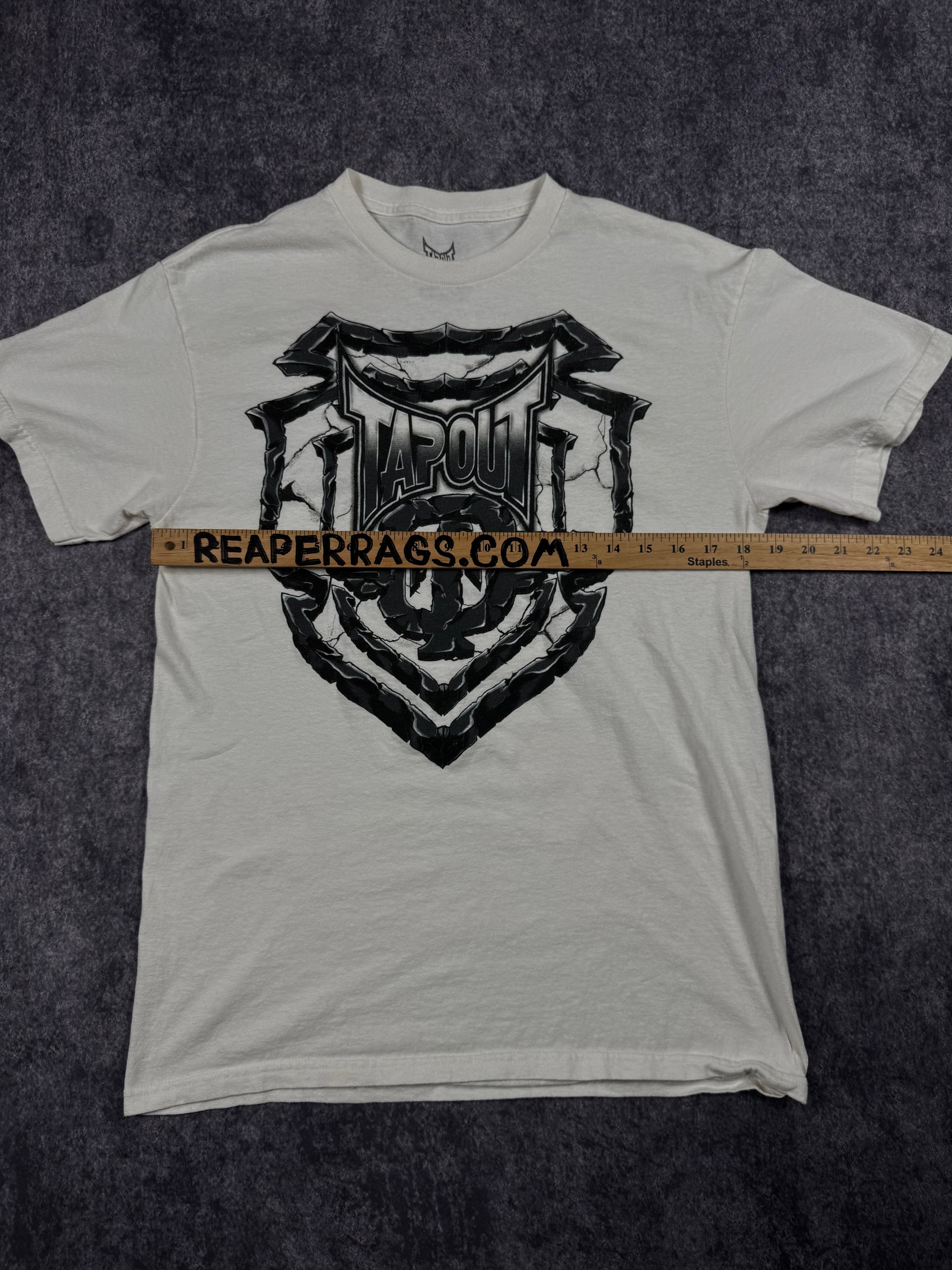 2000s tapout shirt (S)