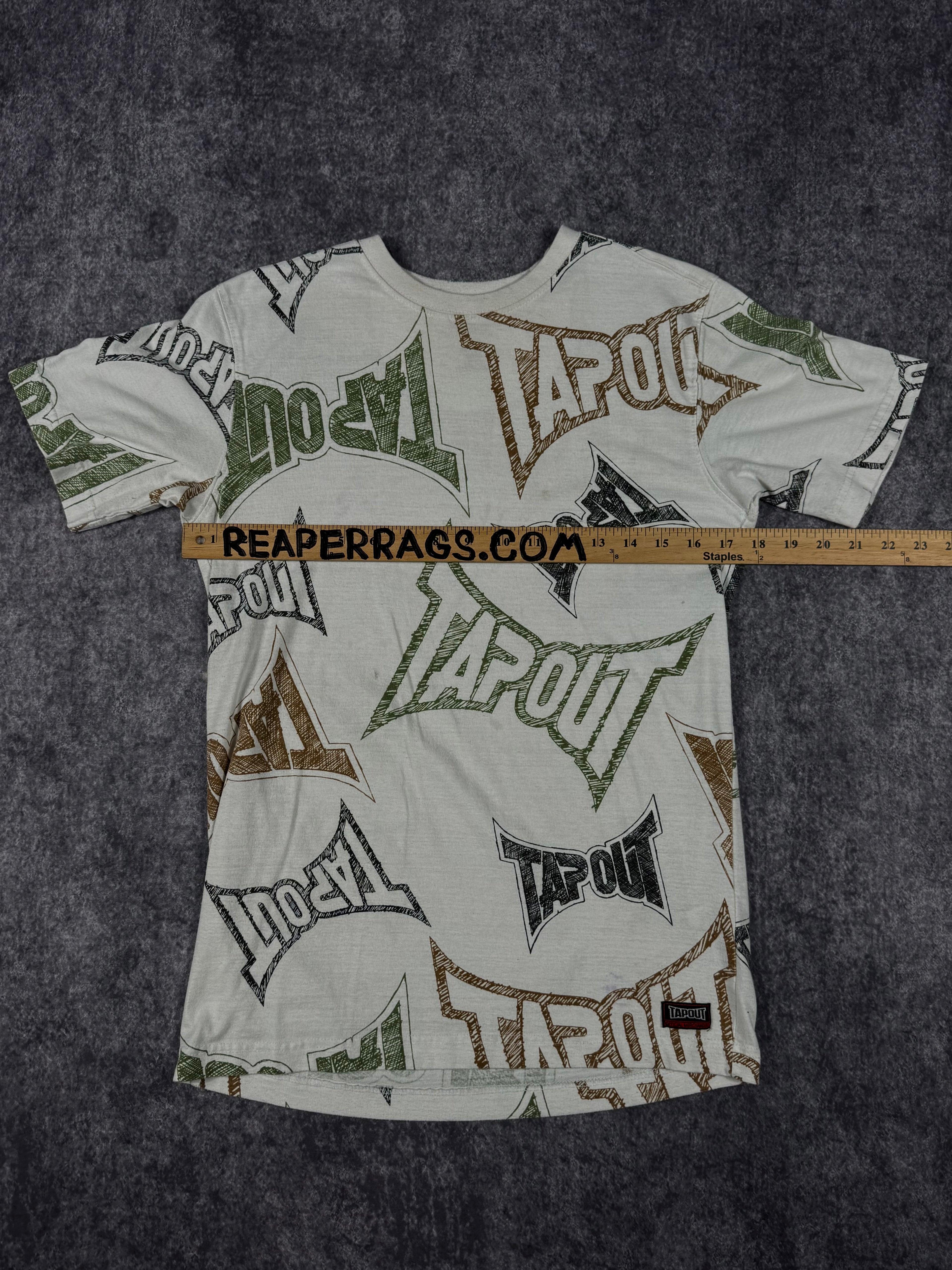 2000s tapout shirt (S)