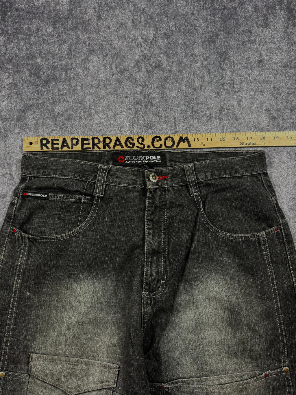 (rare) 2000s southpole jeans (36x30)