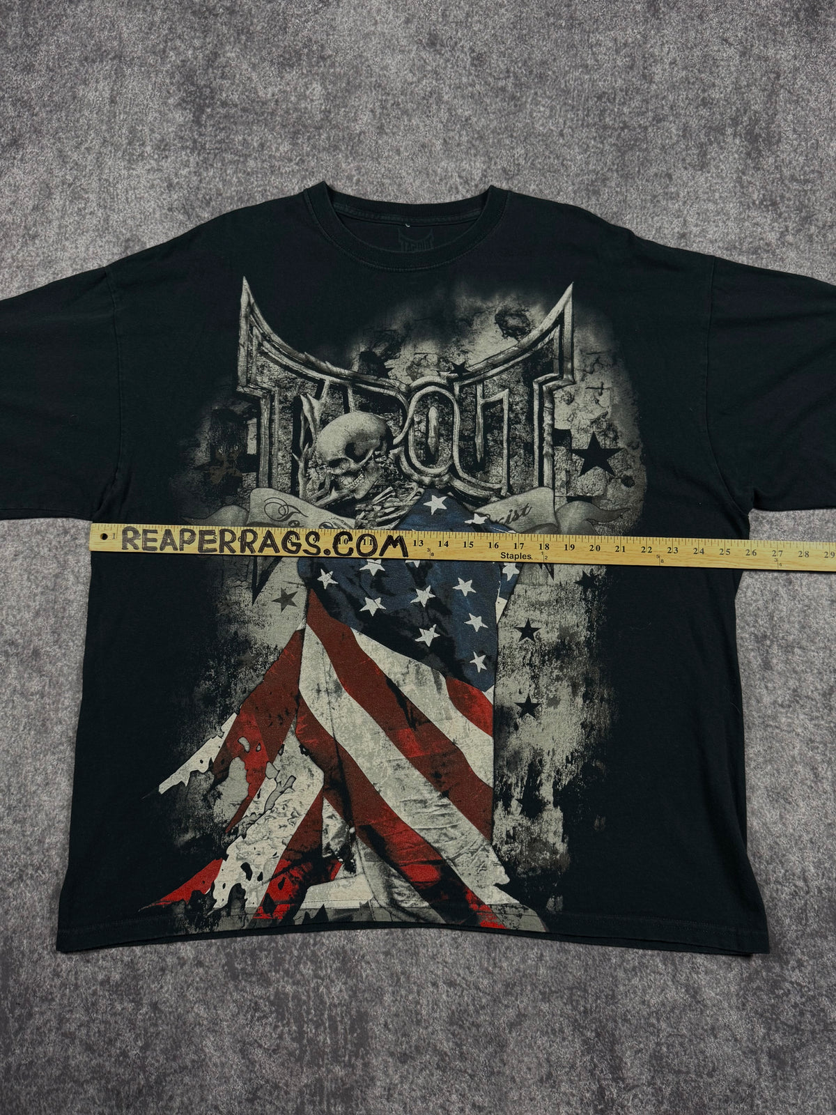 2000s tapout shirt (XXL)