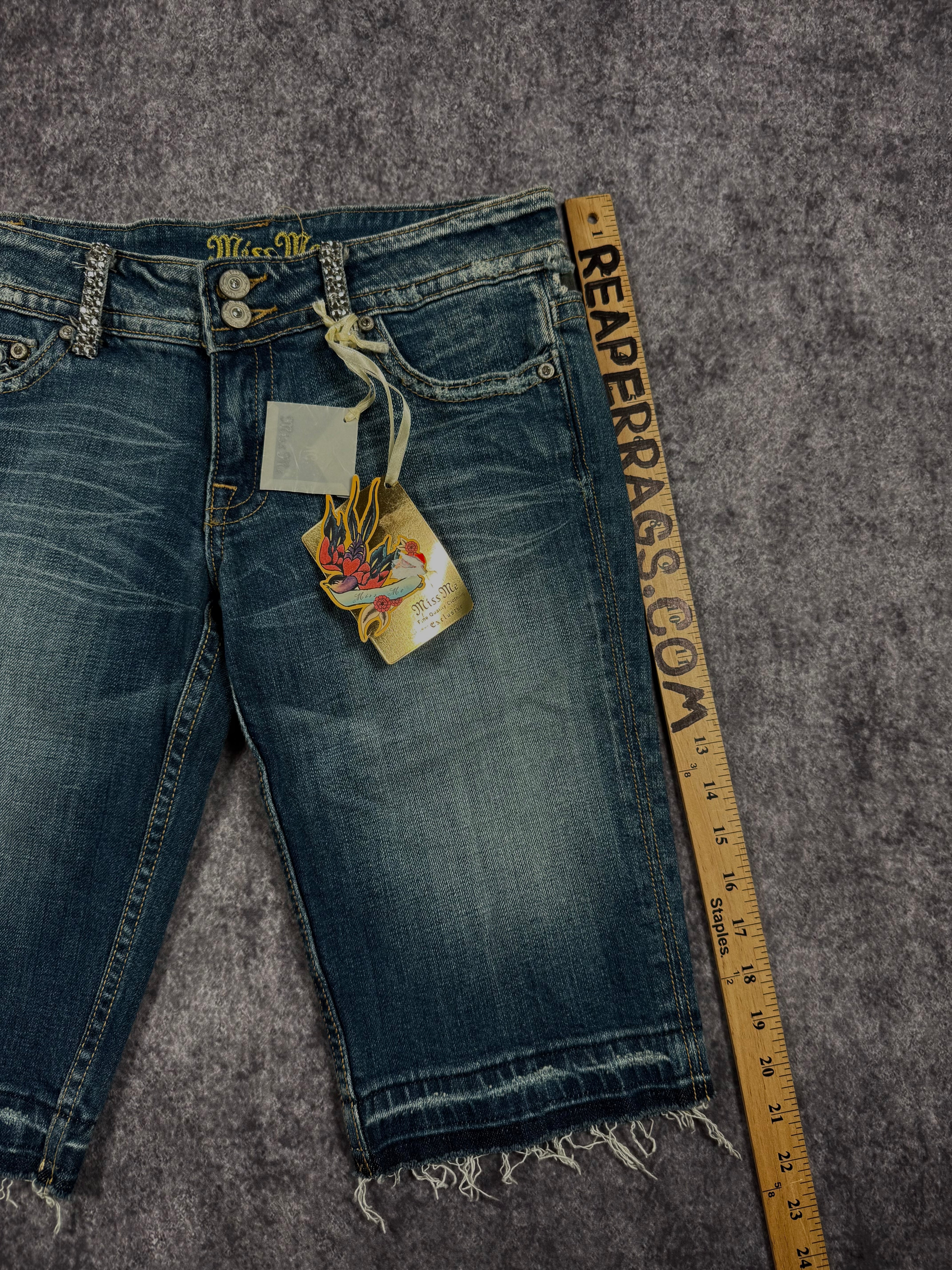 (rare) deadstock 2000s miss me jorts (30)