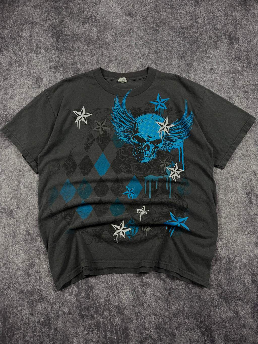 2000s winged skull shirt (L)