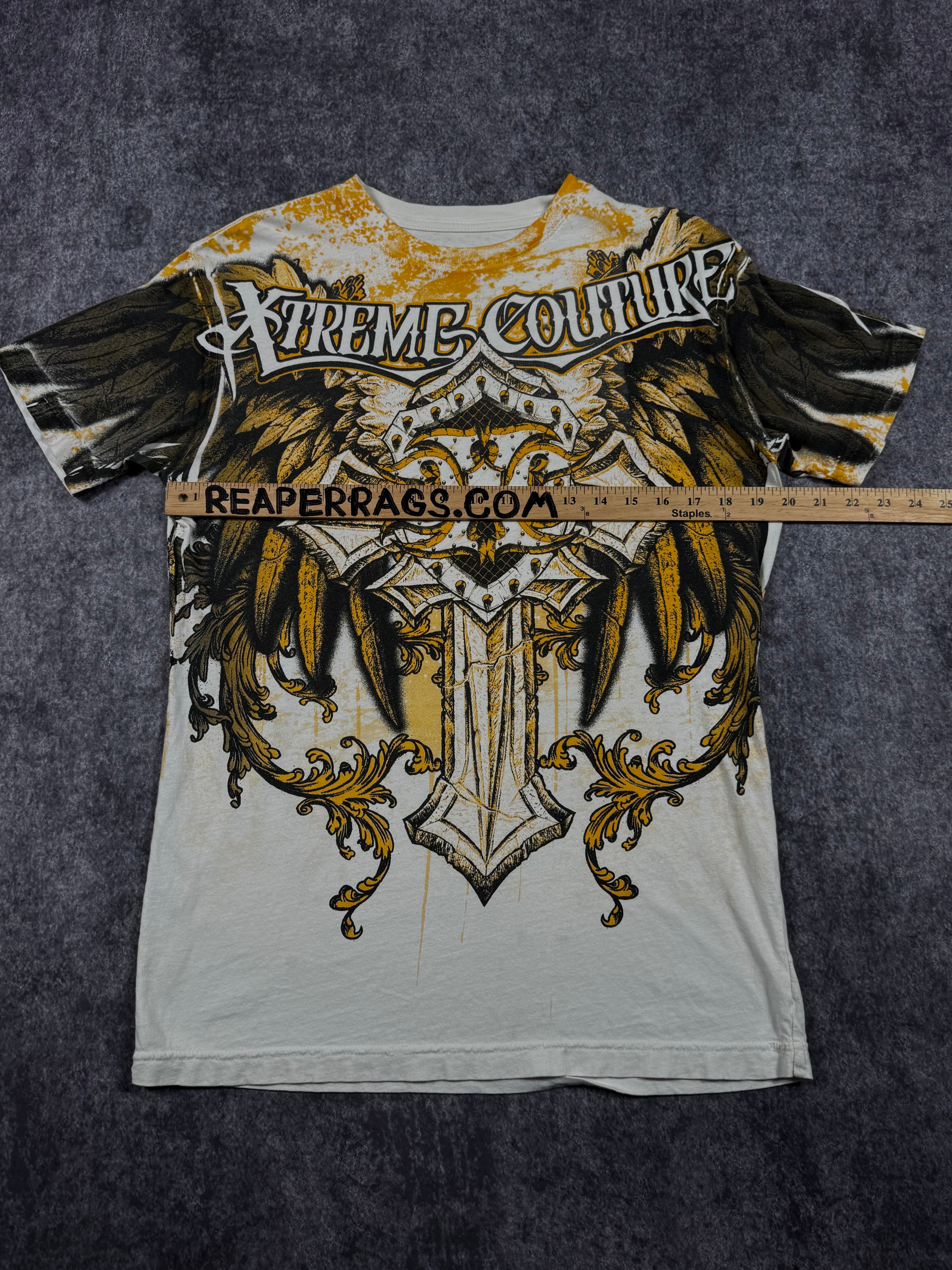 (rare) 2000s xtreme couture shirt (M)
