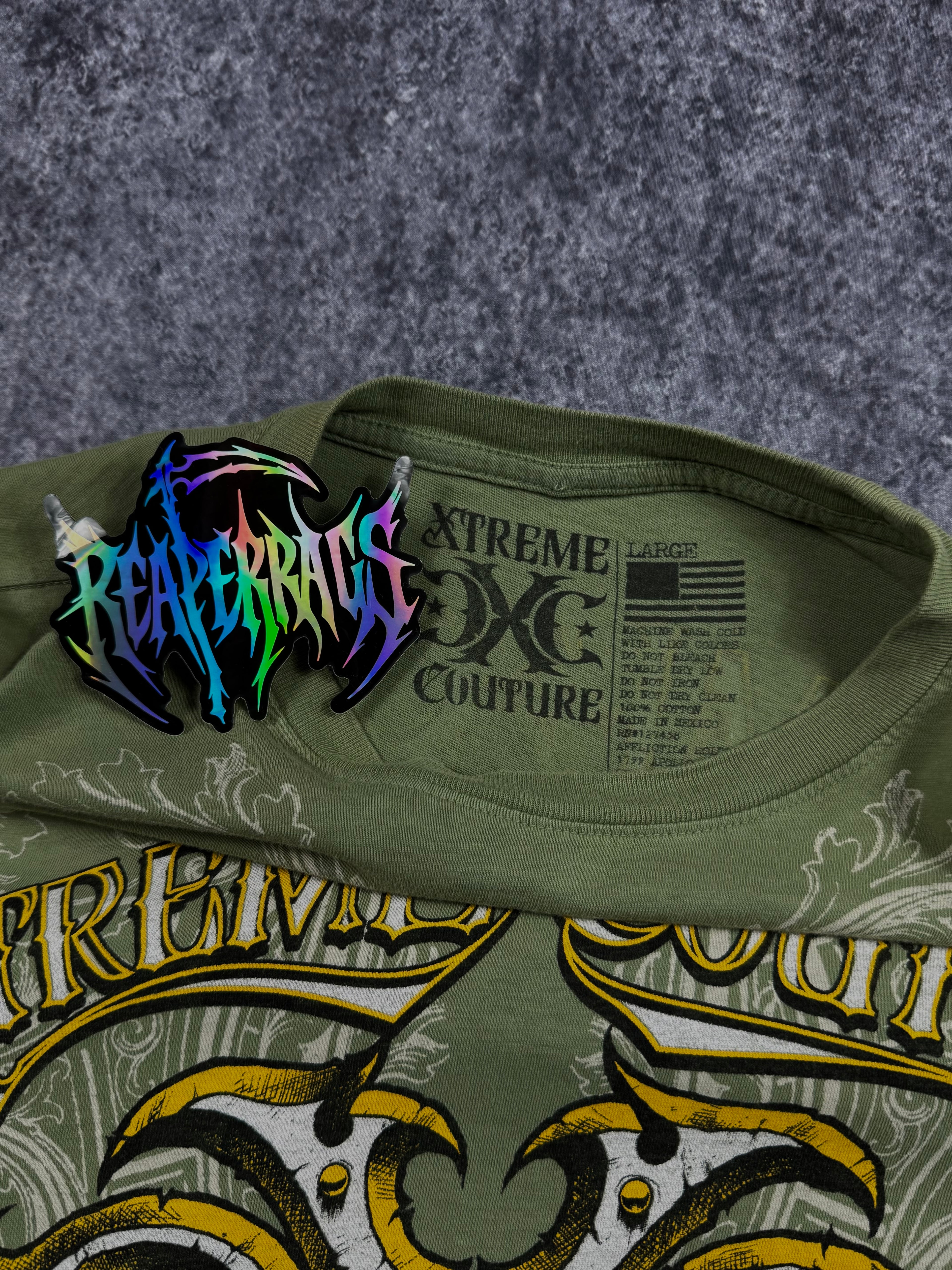 (rare) 2000s xtreme couture shirt (L)