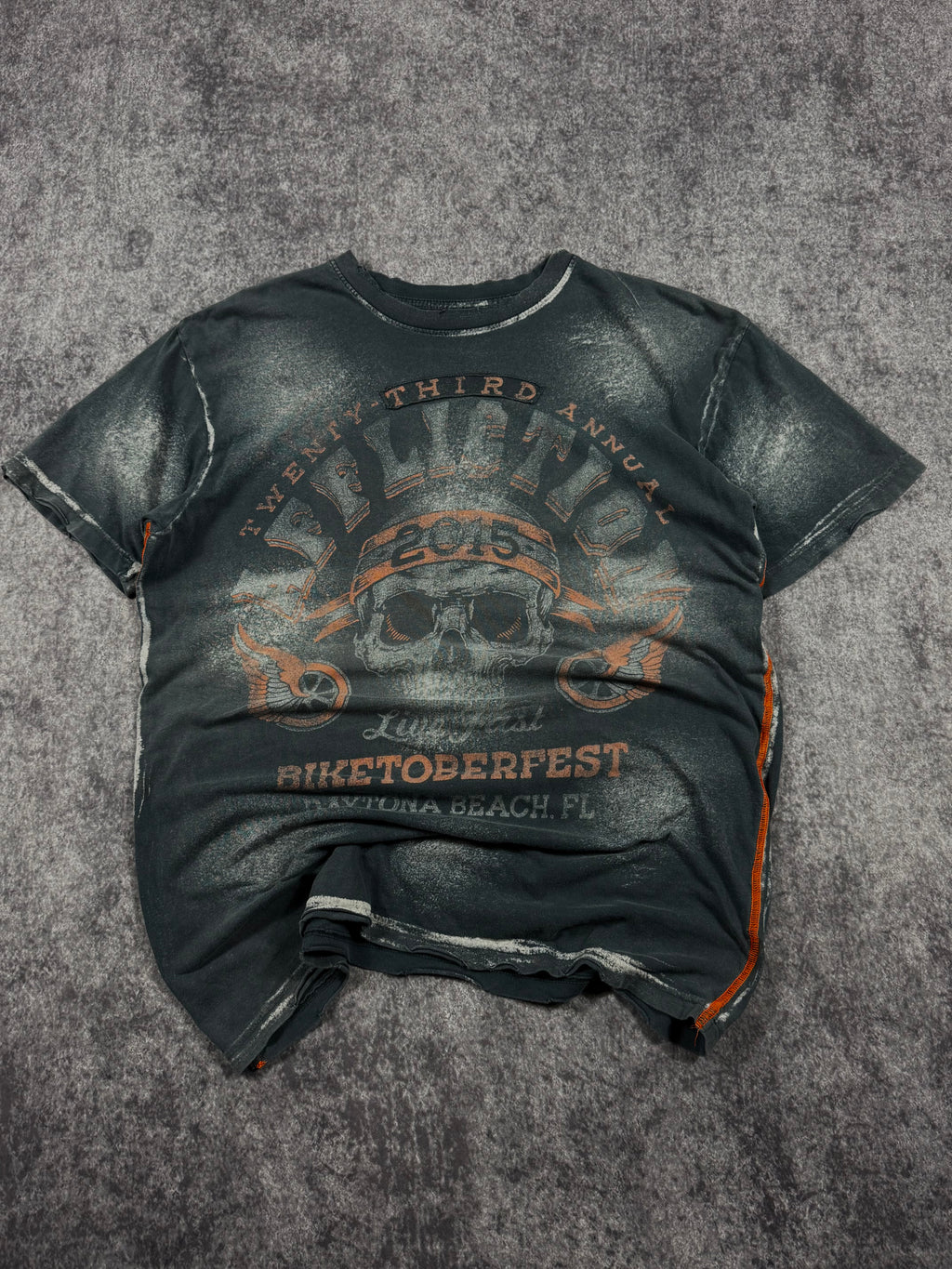 2000s affliction shirt (M)