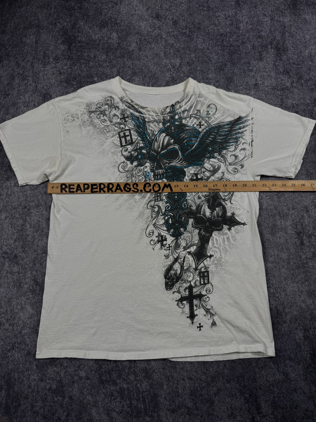 2000s winged skull shirt (L)