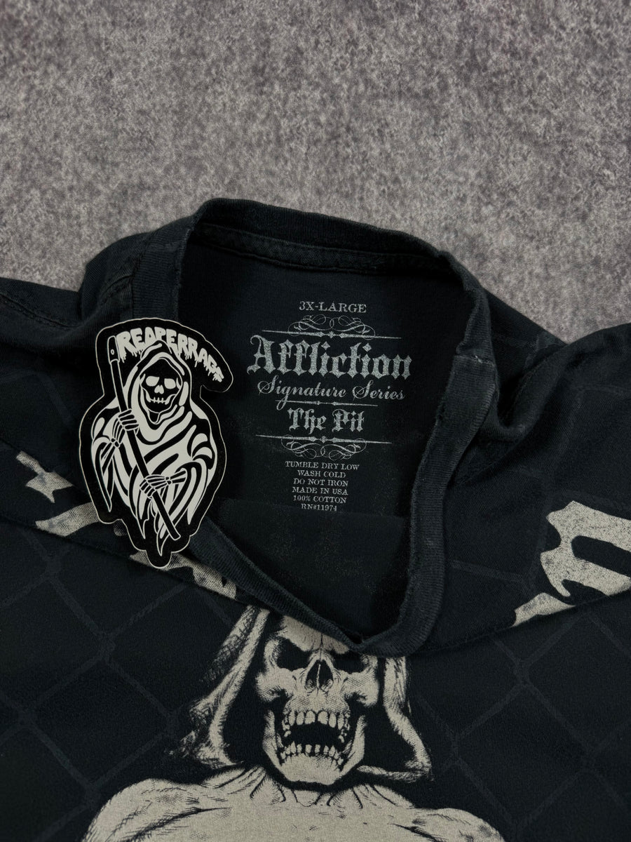 (rare) 2000s affliction x the pit shirt (XXL)