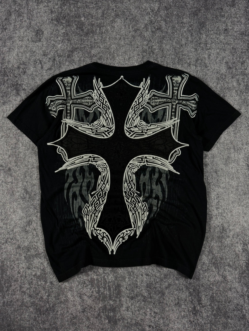 (rare) 2000s carbon black shirt (S)