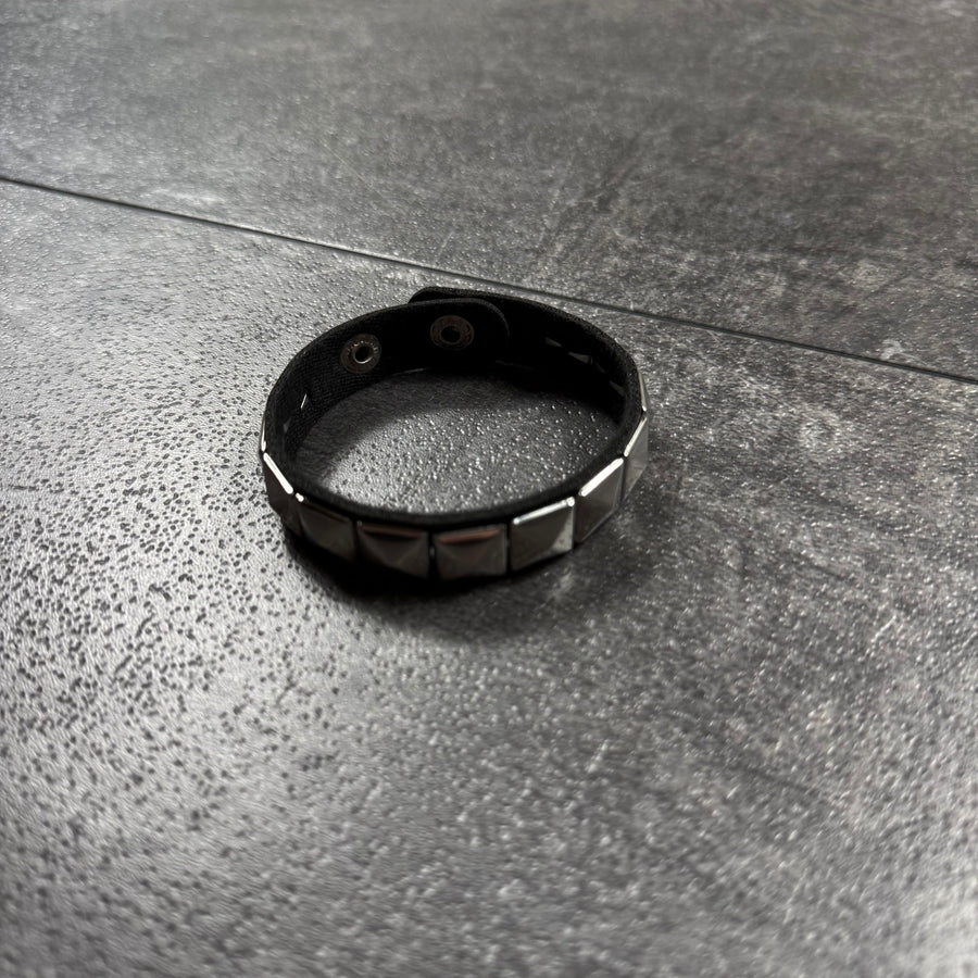 Single Row Studded Bracelet