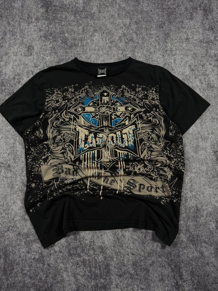 (rare) 2000s tapout shirt (L)