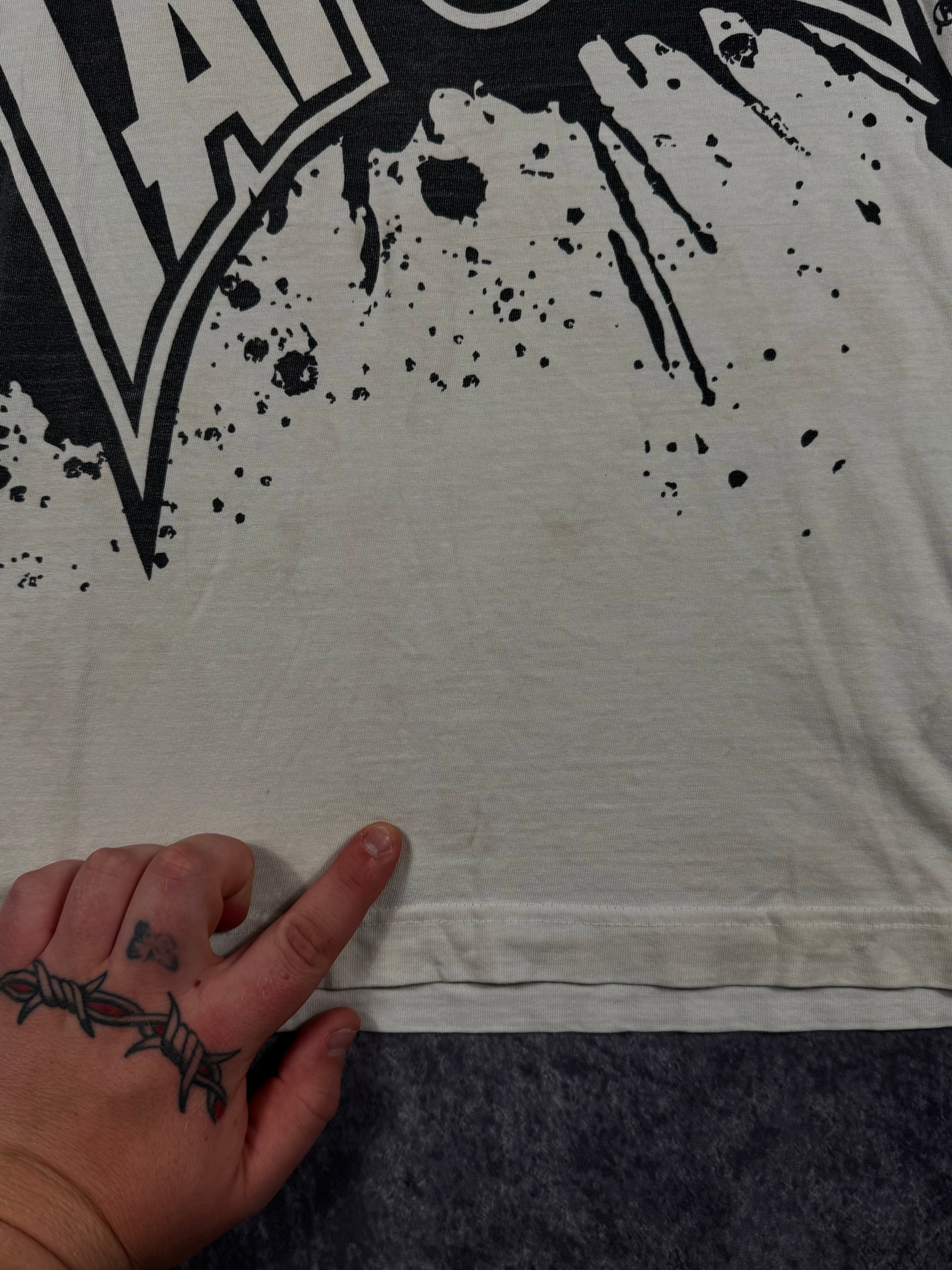 (rare) 2000s tapout shirt (S)