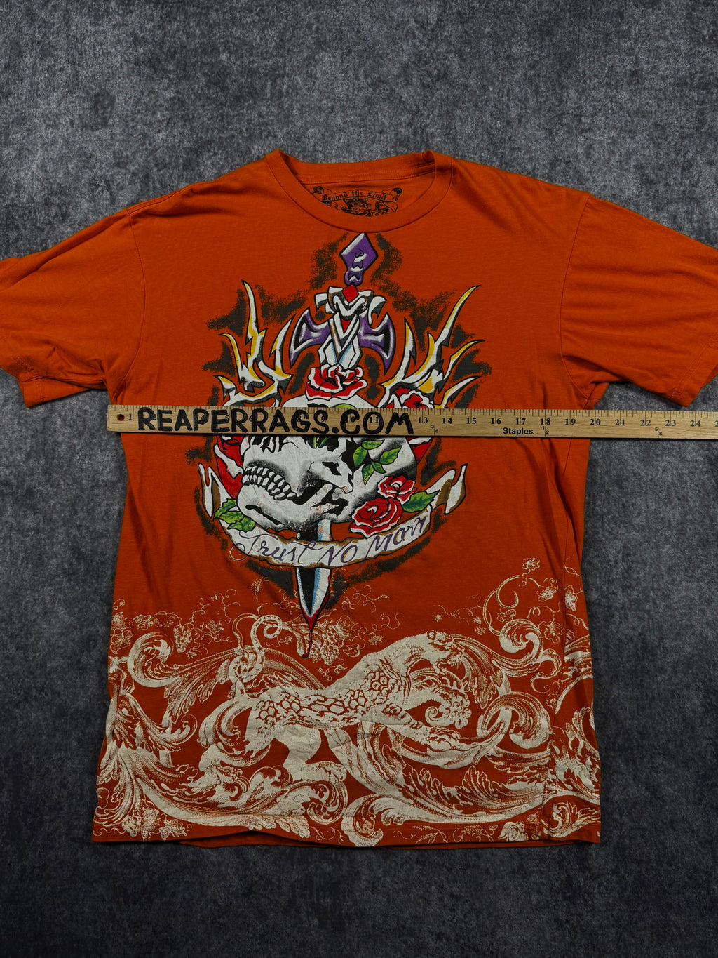 2000s beyond the limit shirt (M)