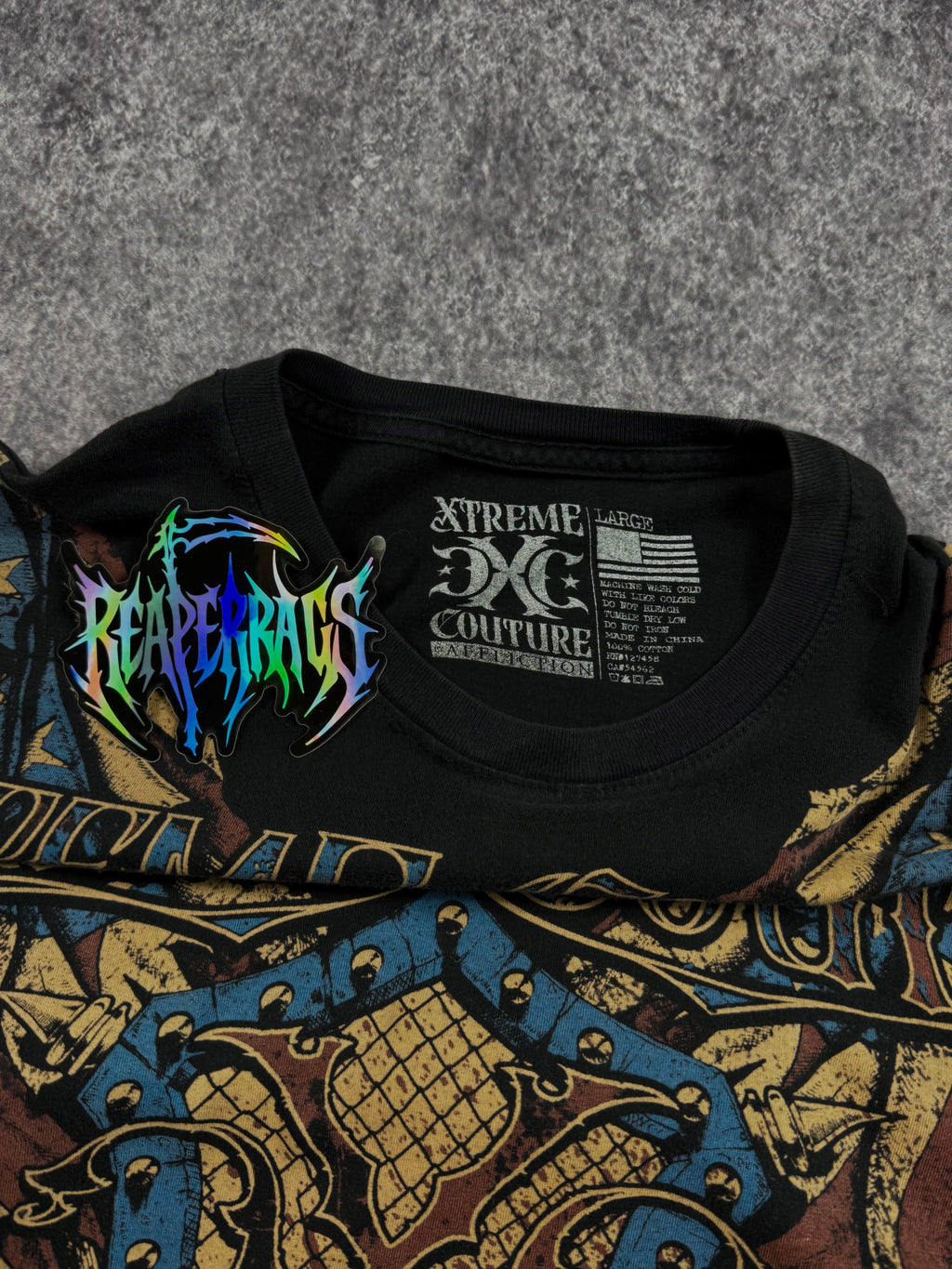 (rare) 2000s xtreme couture shirt (L)