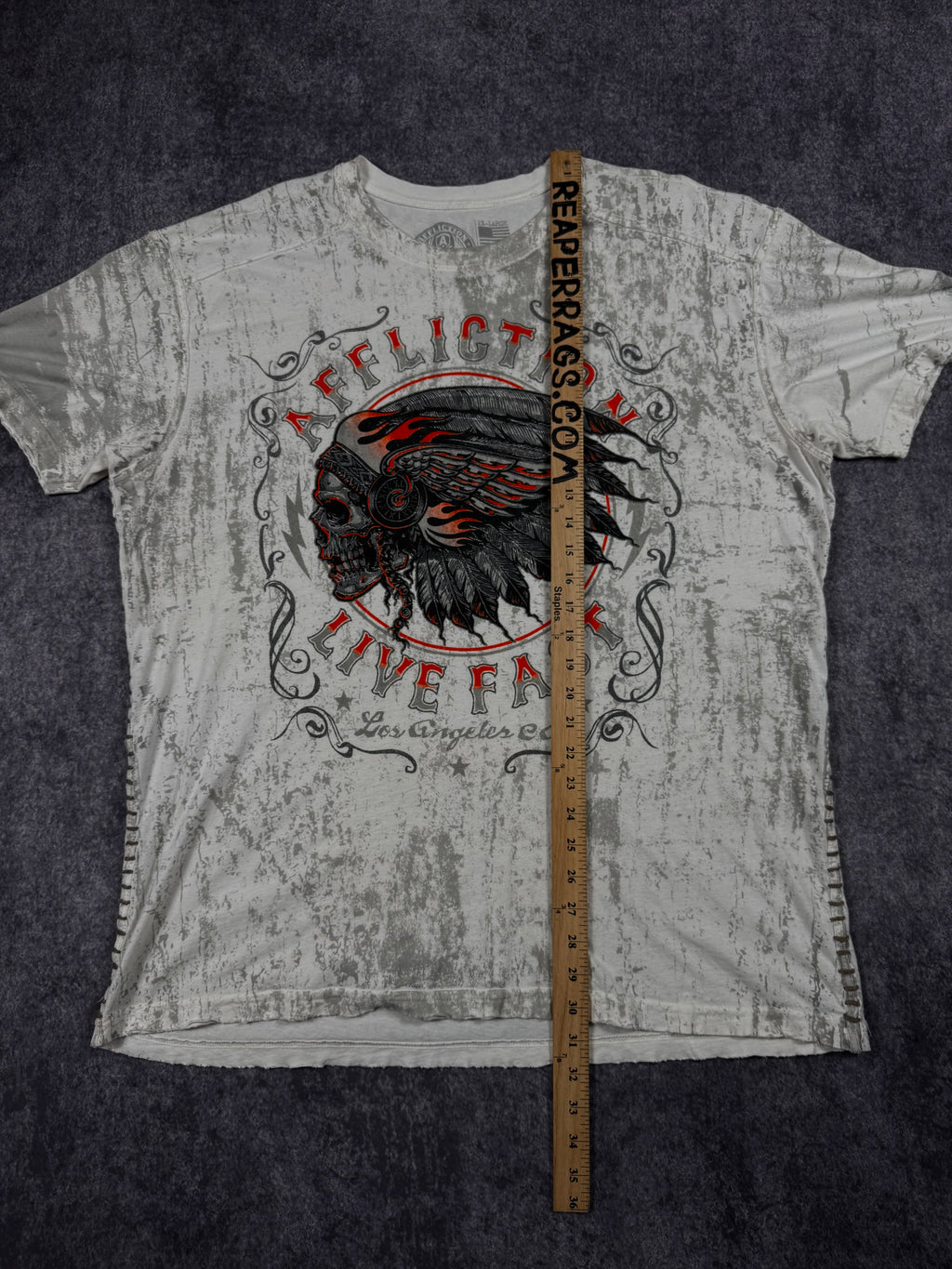 2000s affliction shirt (XXL)