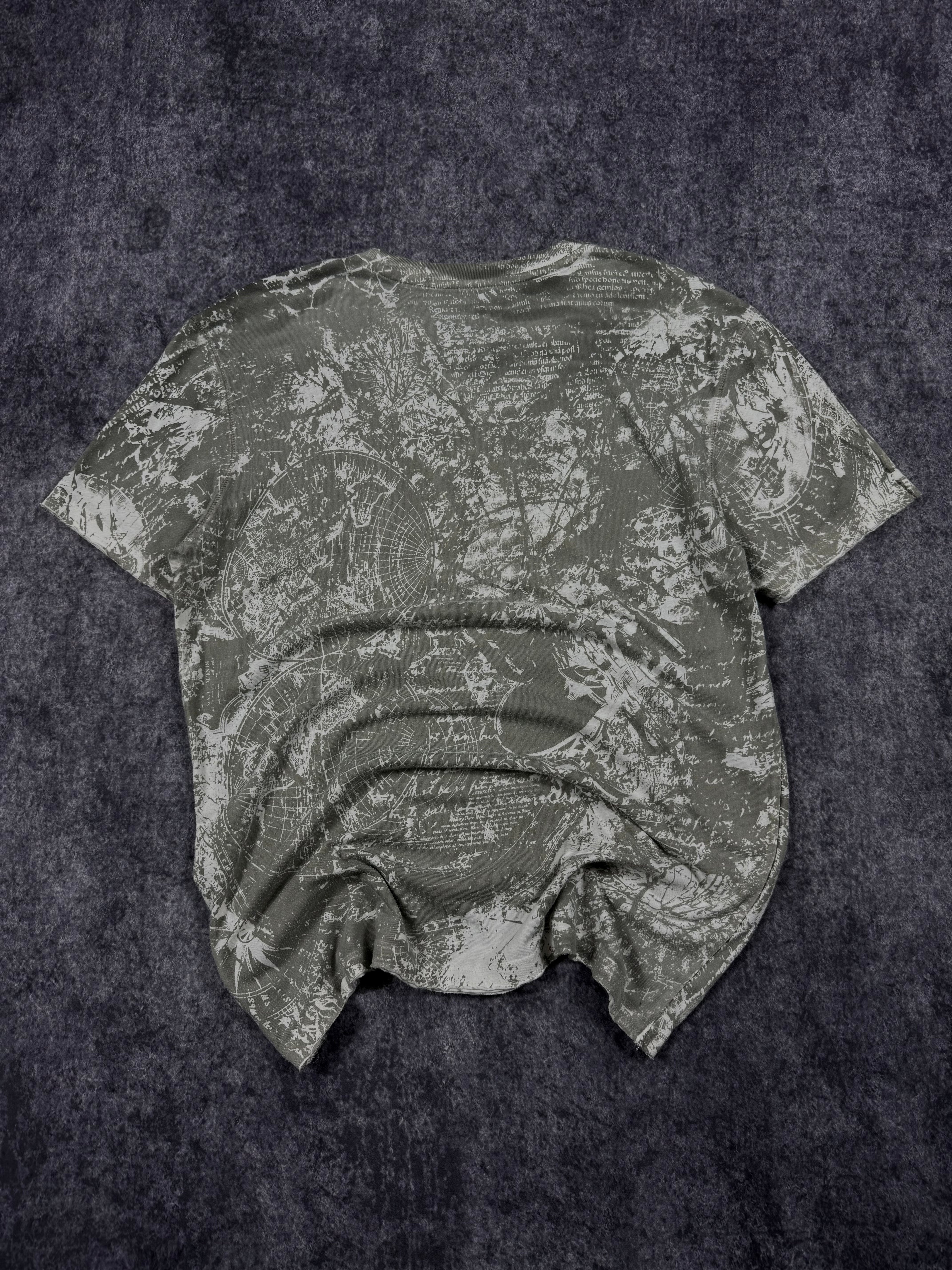 (rare) 2000s helix shirt (M)
