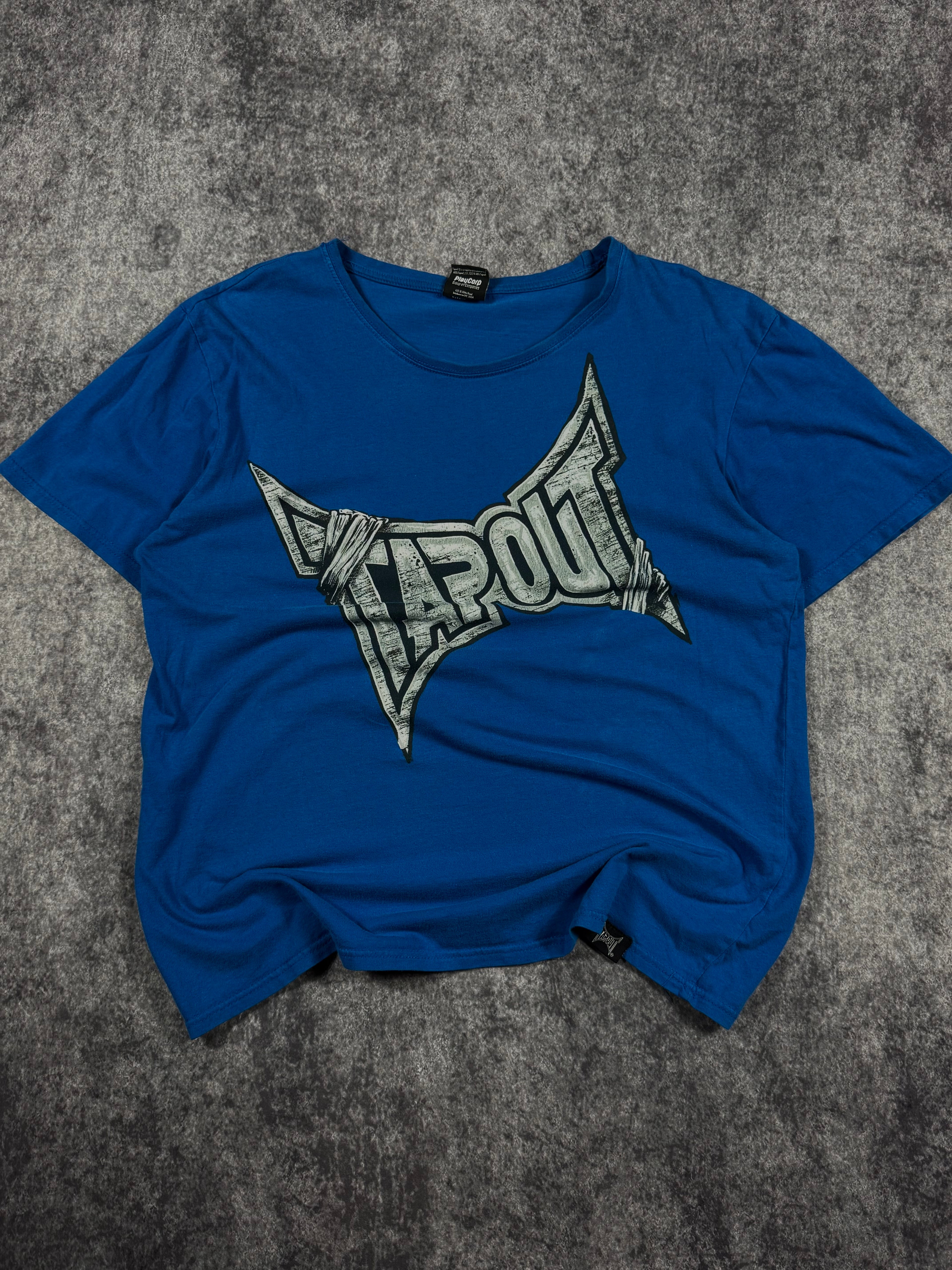 2000s tapout shirt (L)