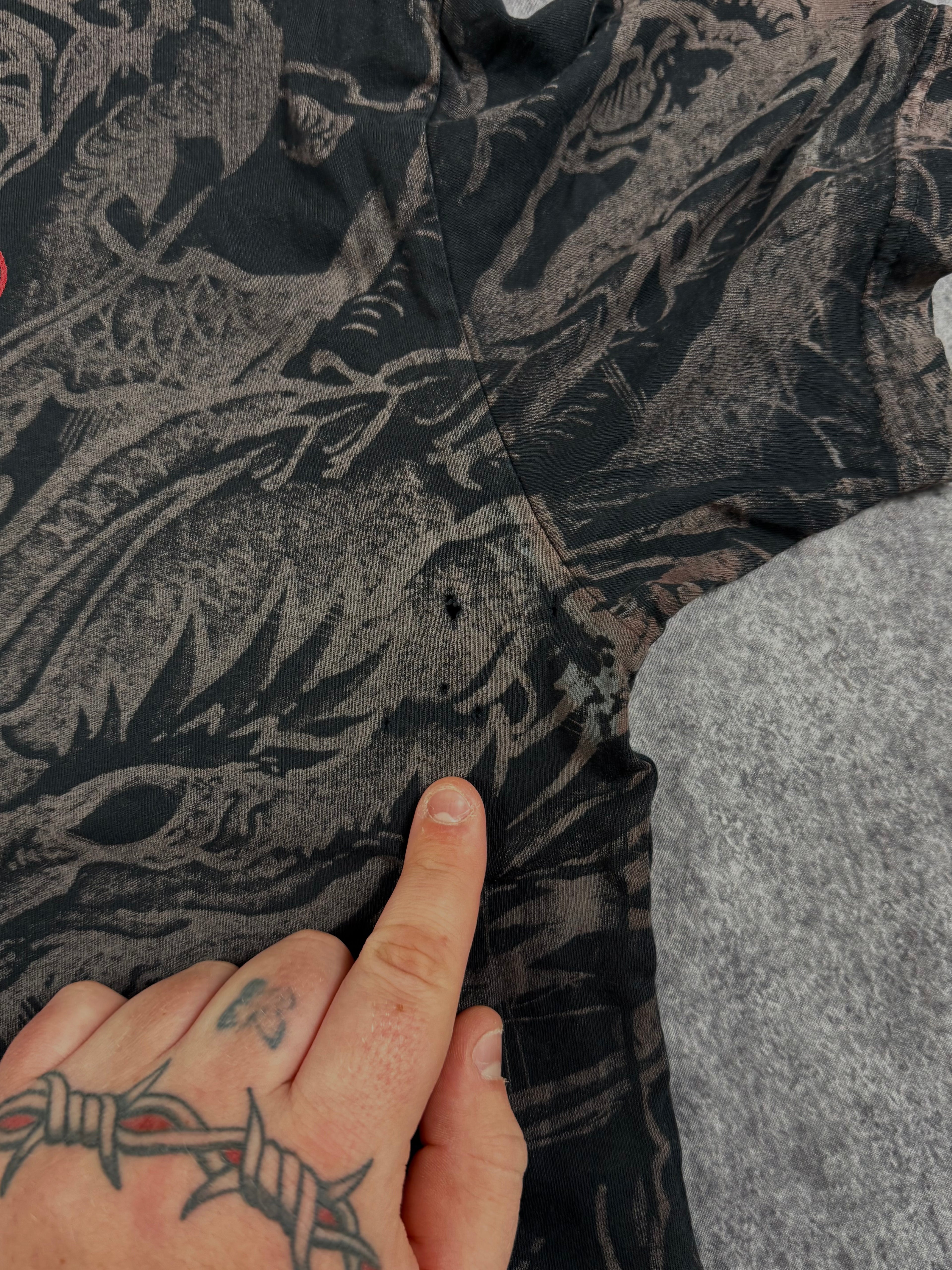 (rare) 2000s archaic shirt (S)
