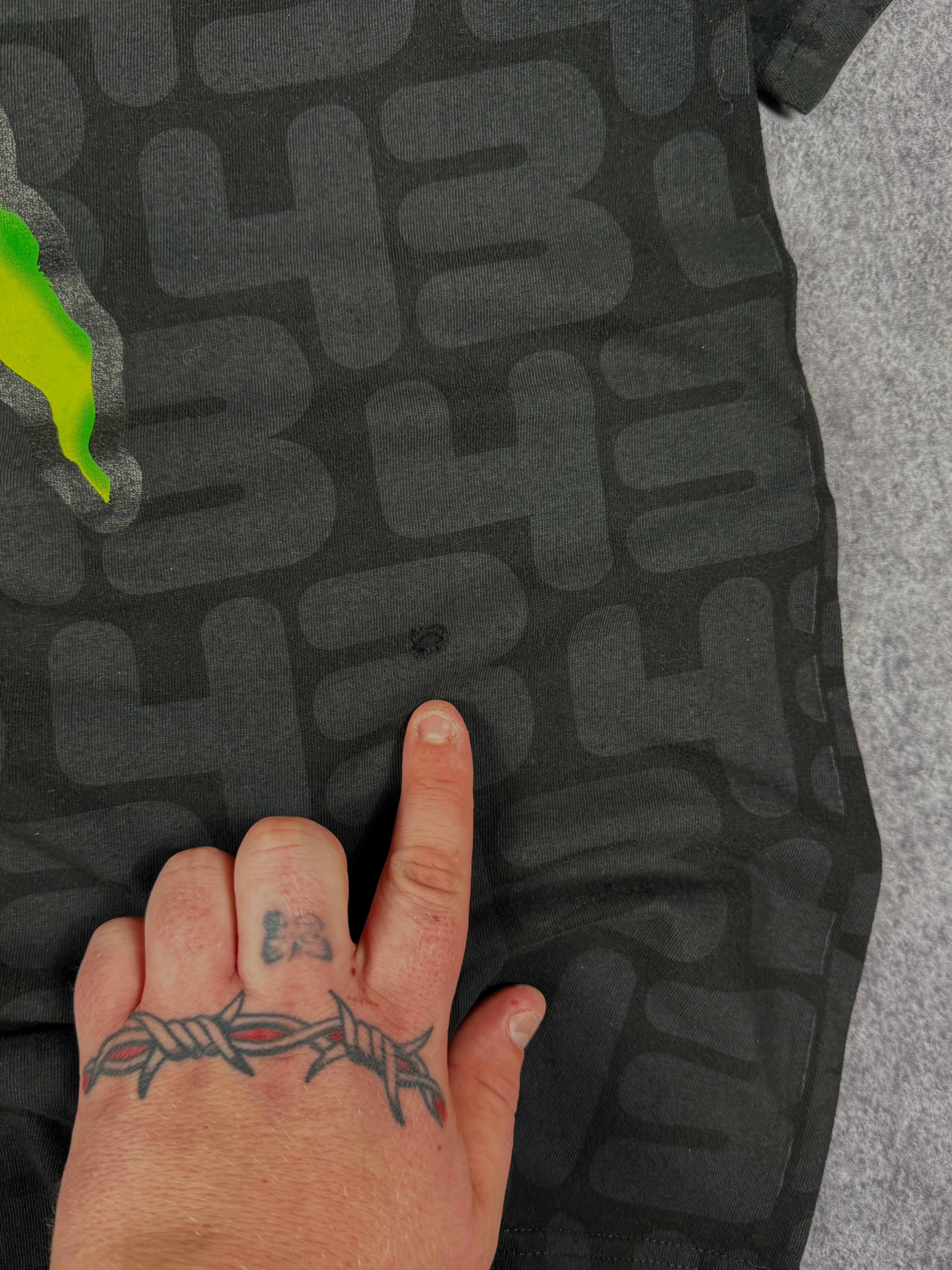 (rare) 2000s monster energy x dc shoes x ken block shirt (M)
