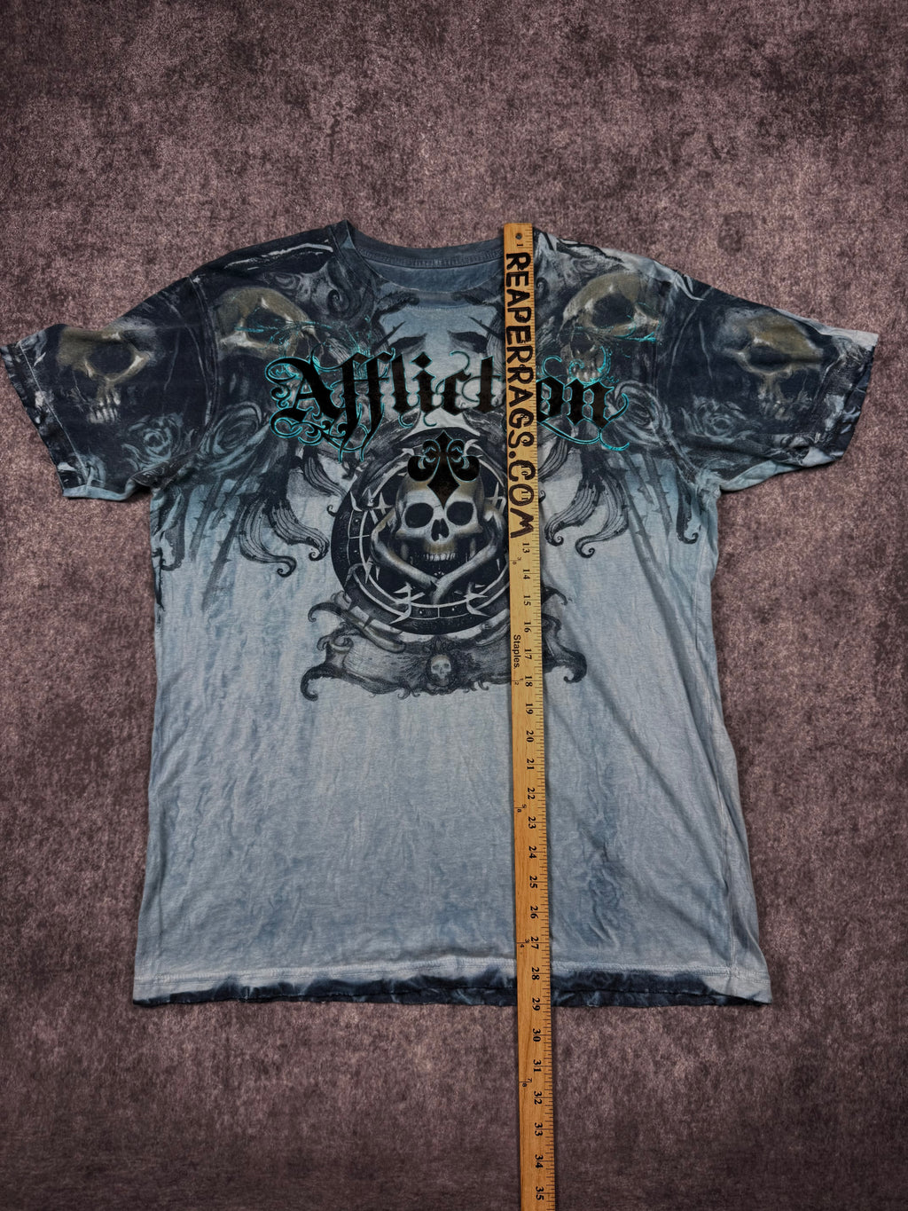 (rare) 2000s affliction chrome shirt (L)