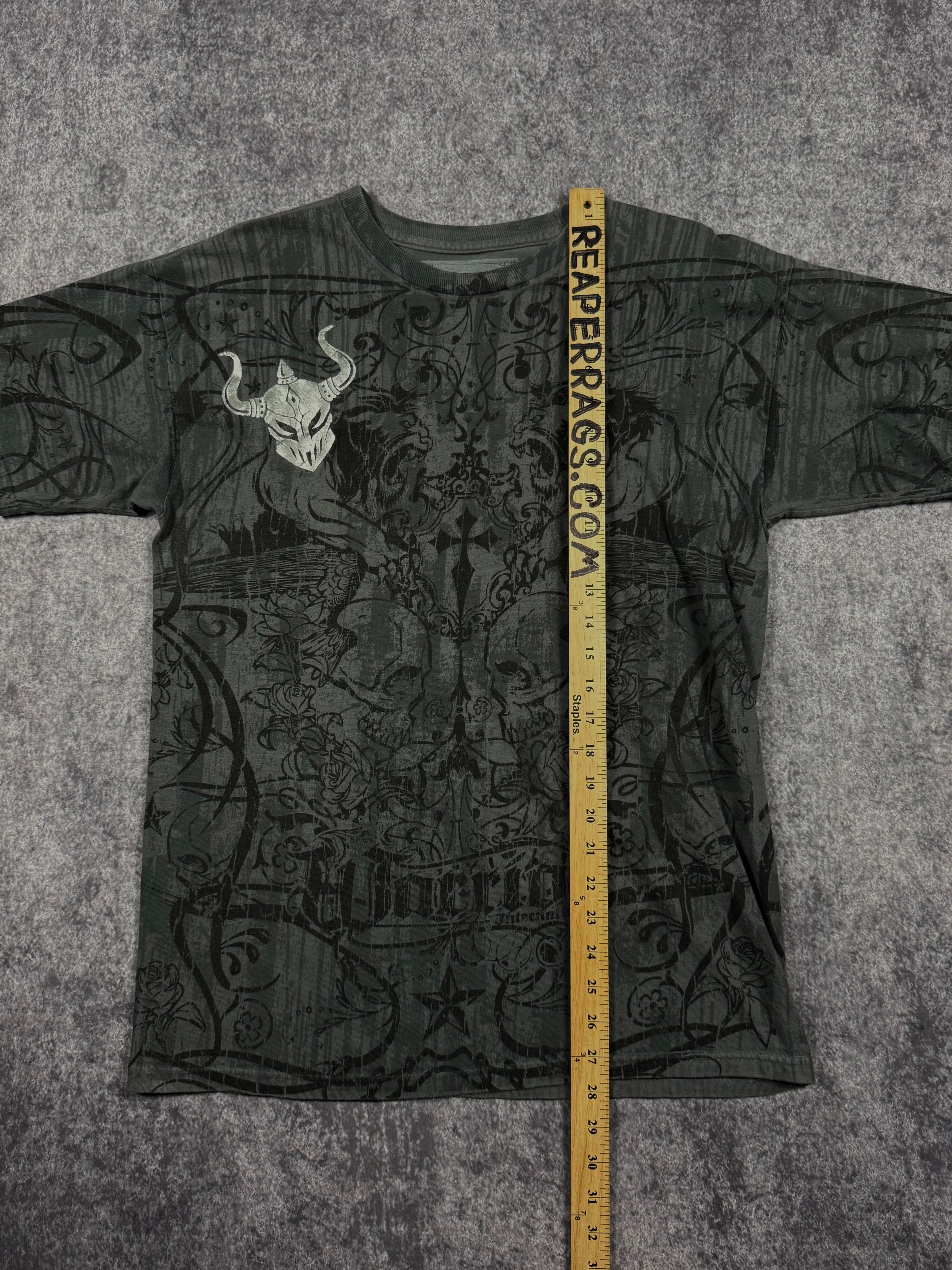 (rare) 2000s warrior shirt (M)