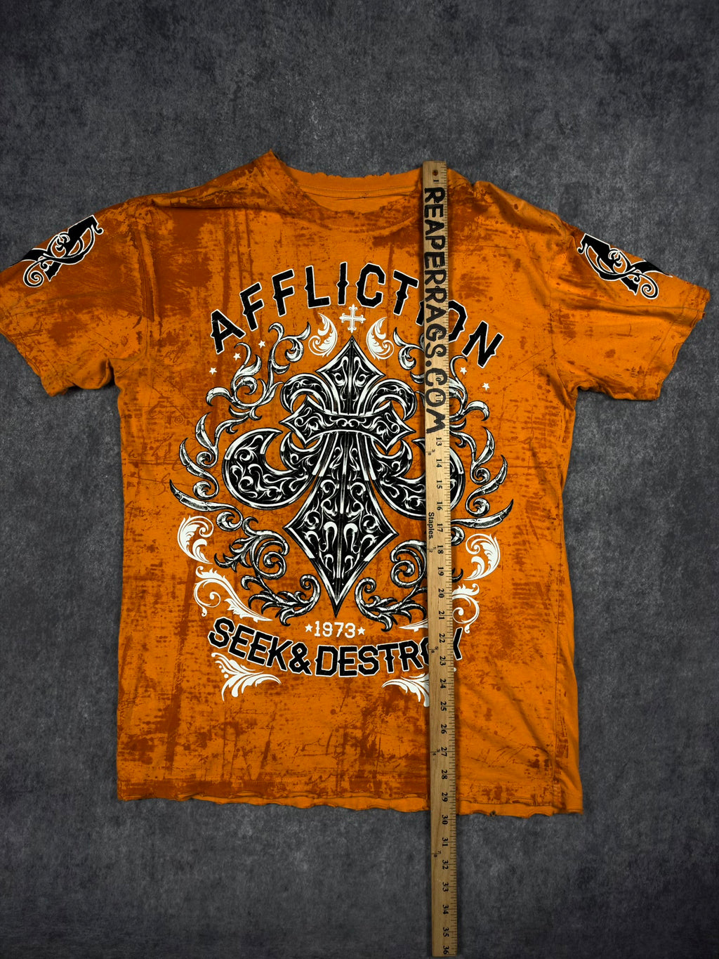 2000s AFFLICTION SHIRT (L)
