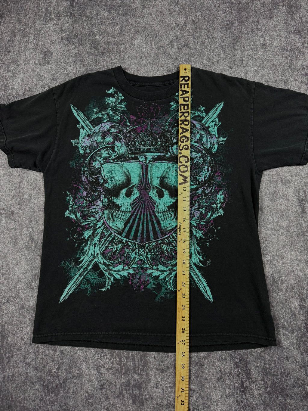(rare) 2000s miami ink shirt (L)