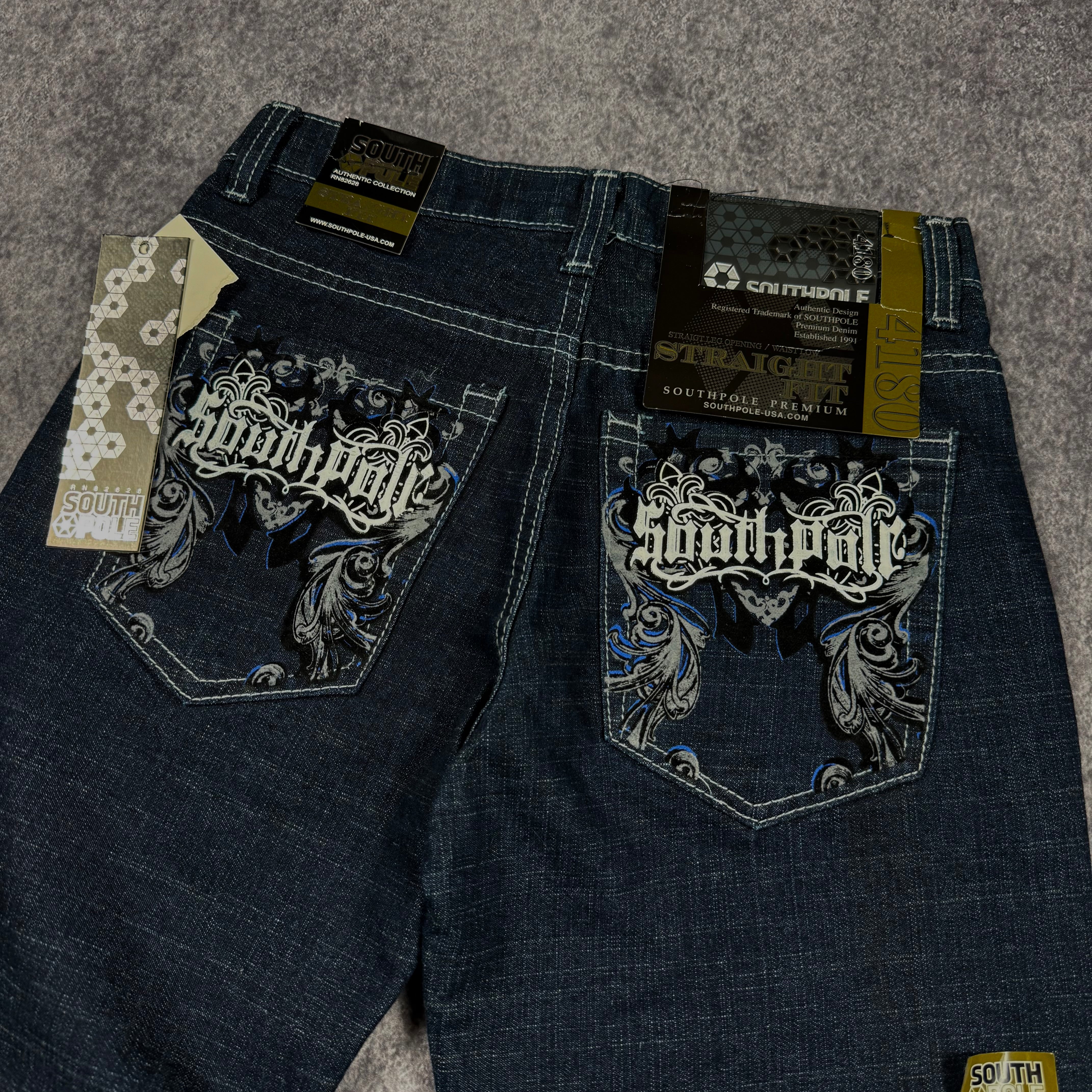 (rare) deadstock 2000s southpole jeans (26x26)