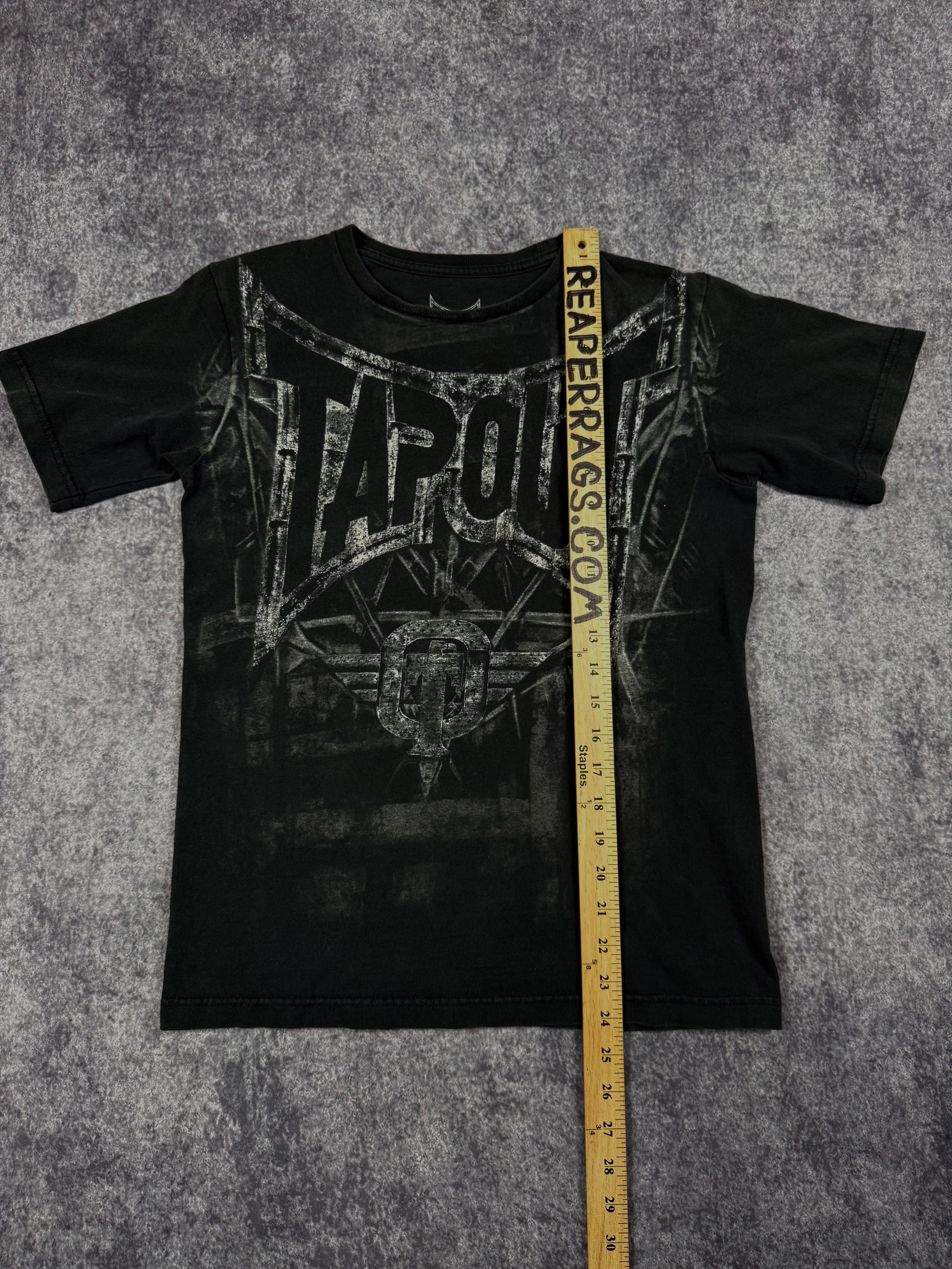 (rare) 2000s tapout shirt (S)
