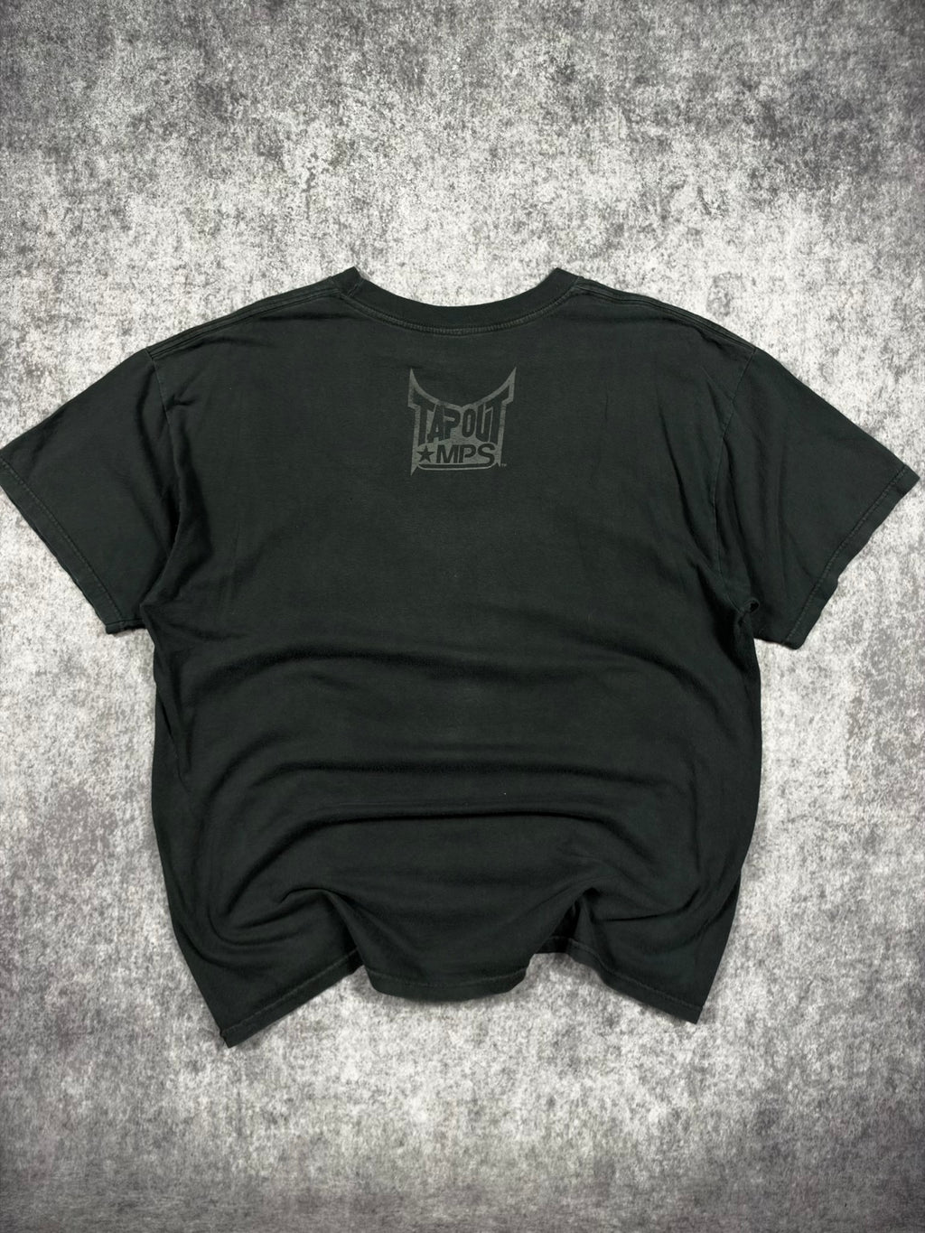 (RARE) 2000S TAPOUT SHIRT (XL)