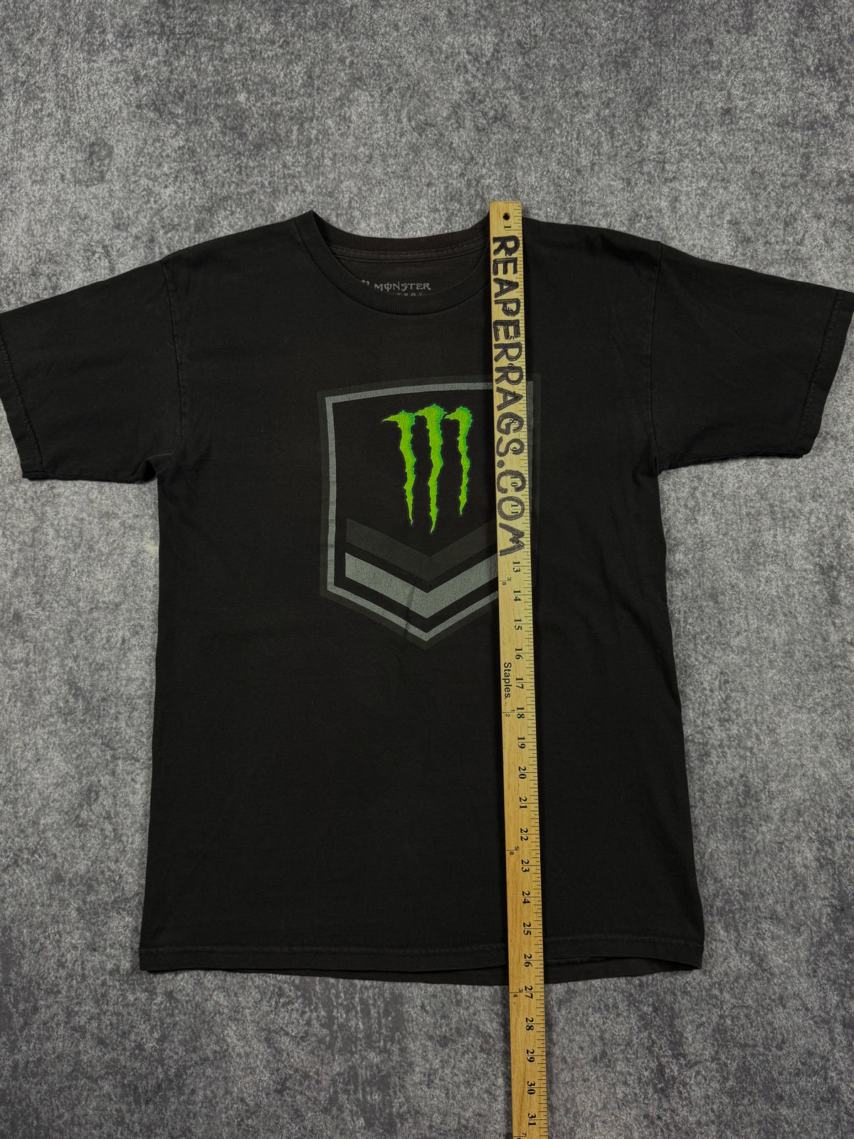 2000s monster energy shirt (S)