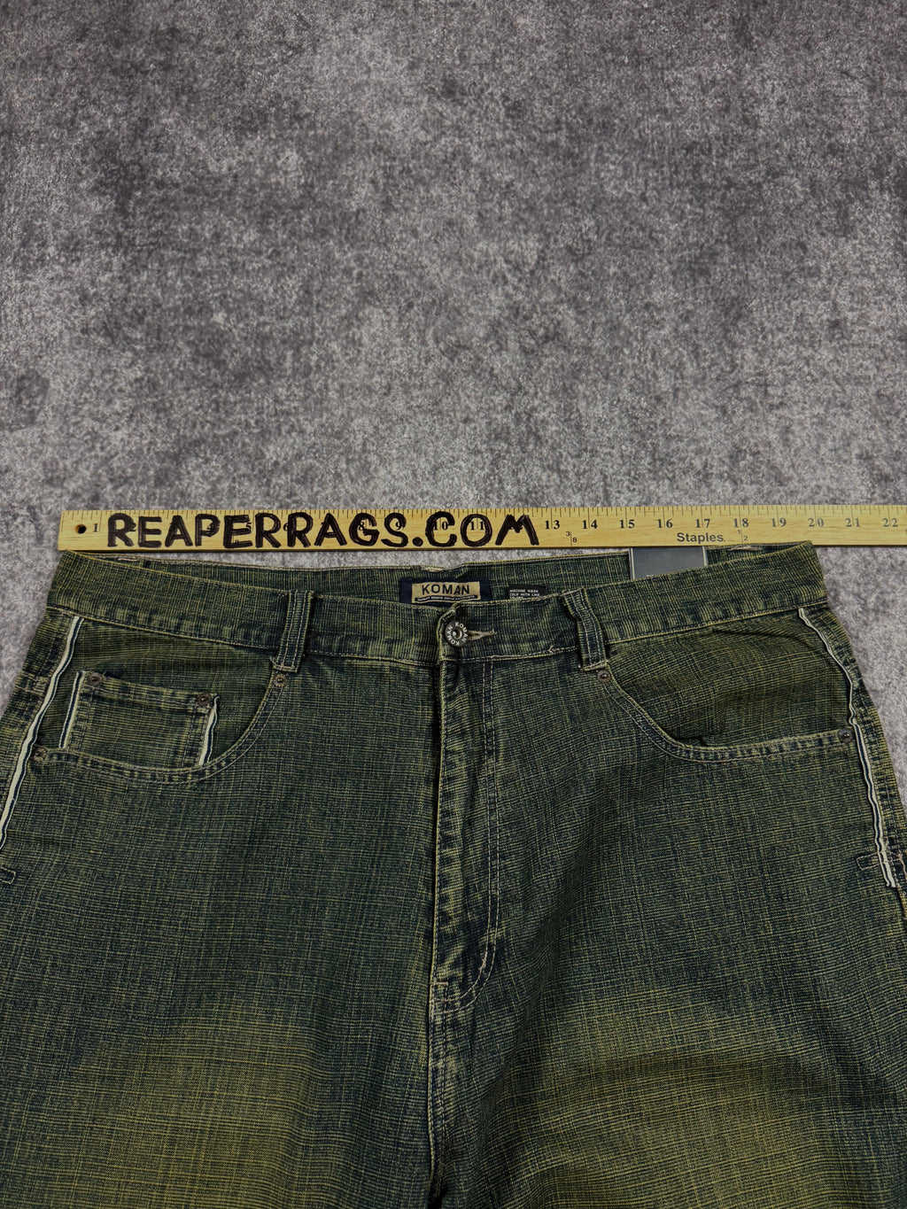 (rare) deadstock 2000s koman jeans (40x32)