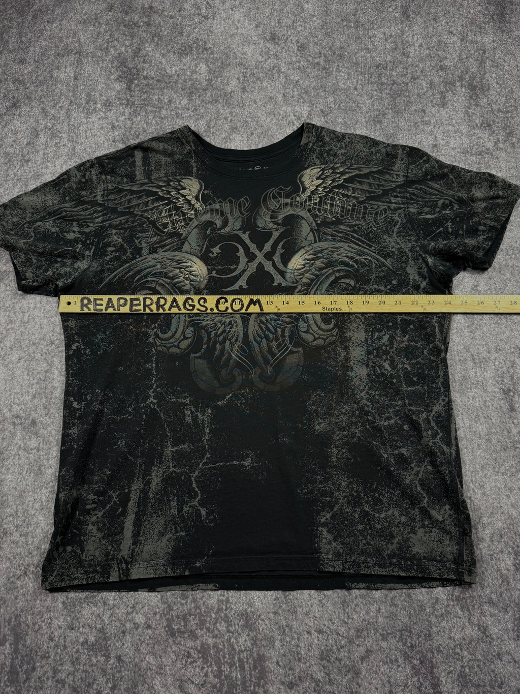 (rare) 2000s xtreme couture shirt (XL)