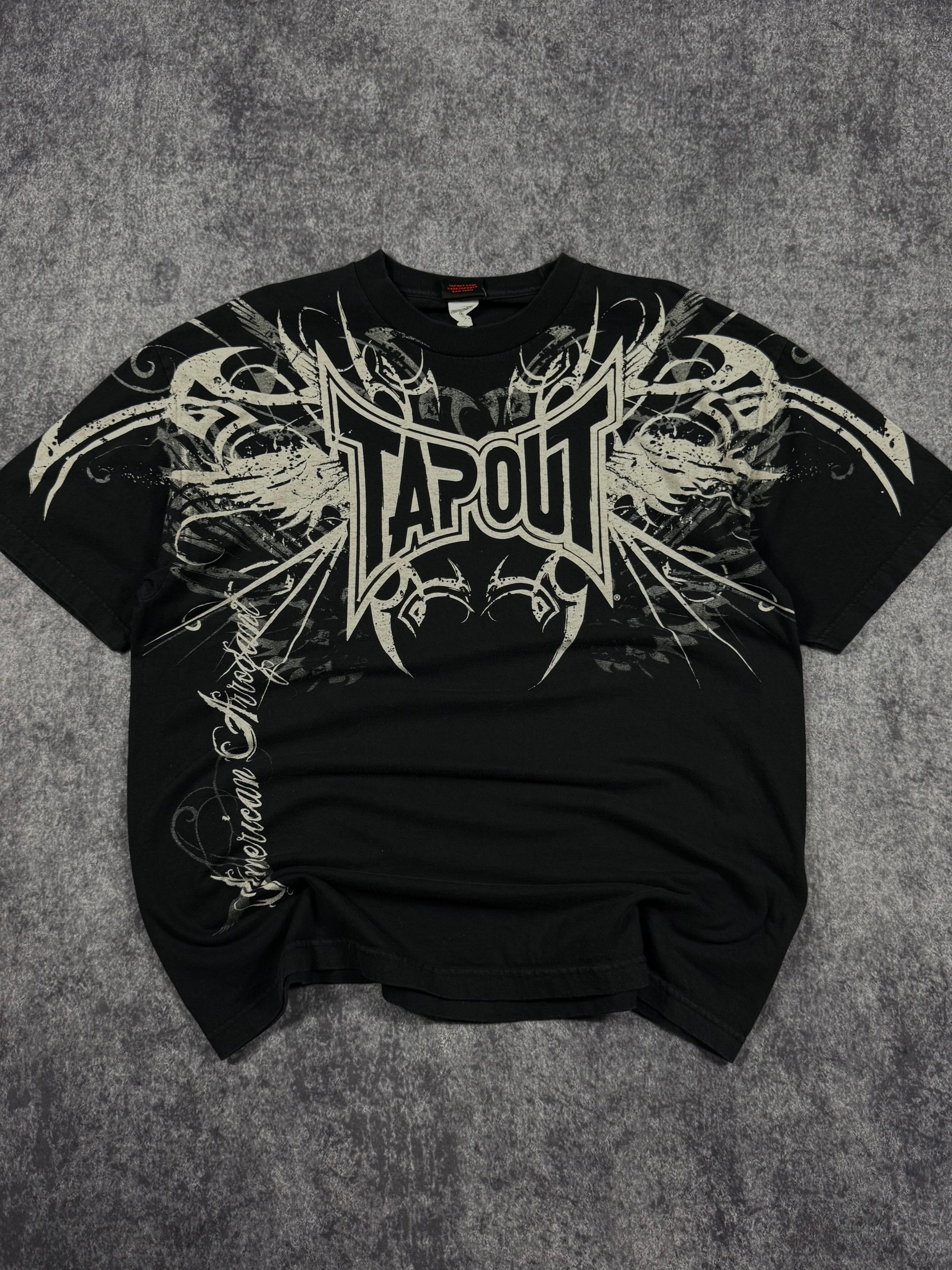 (rare) 2000s tapout shirt (XL)