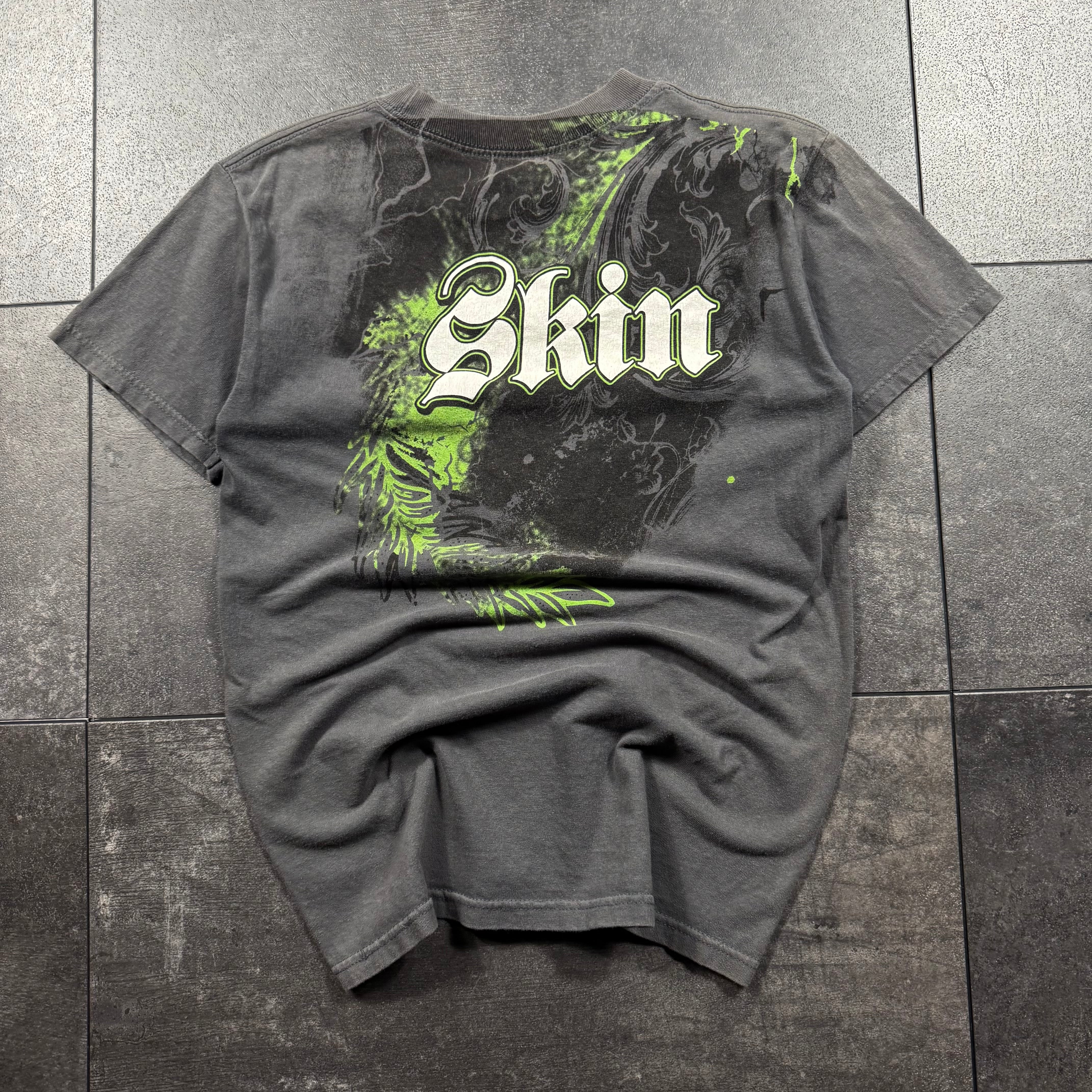 (rare) 2000s Skin Industries Shirt (S)