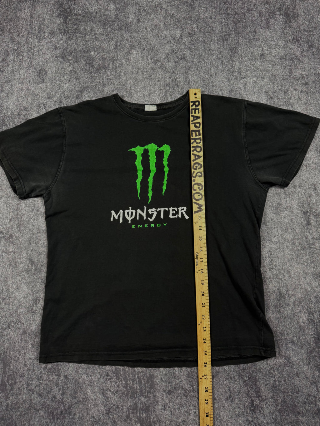 (rare) 2000s monster energy shirt (L)