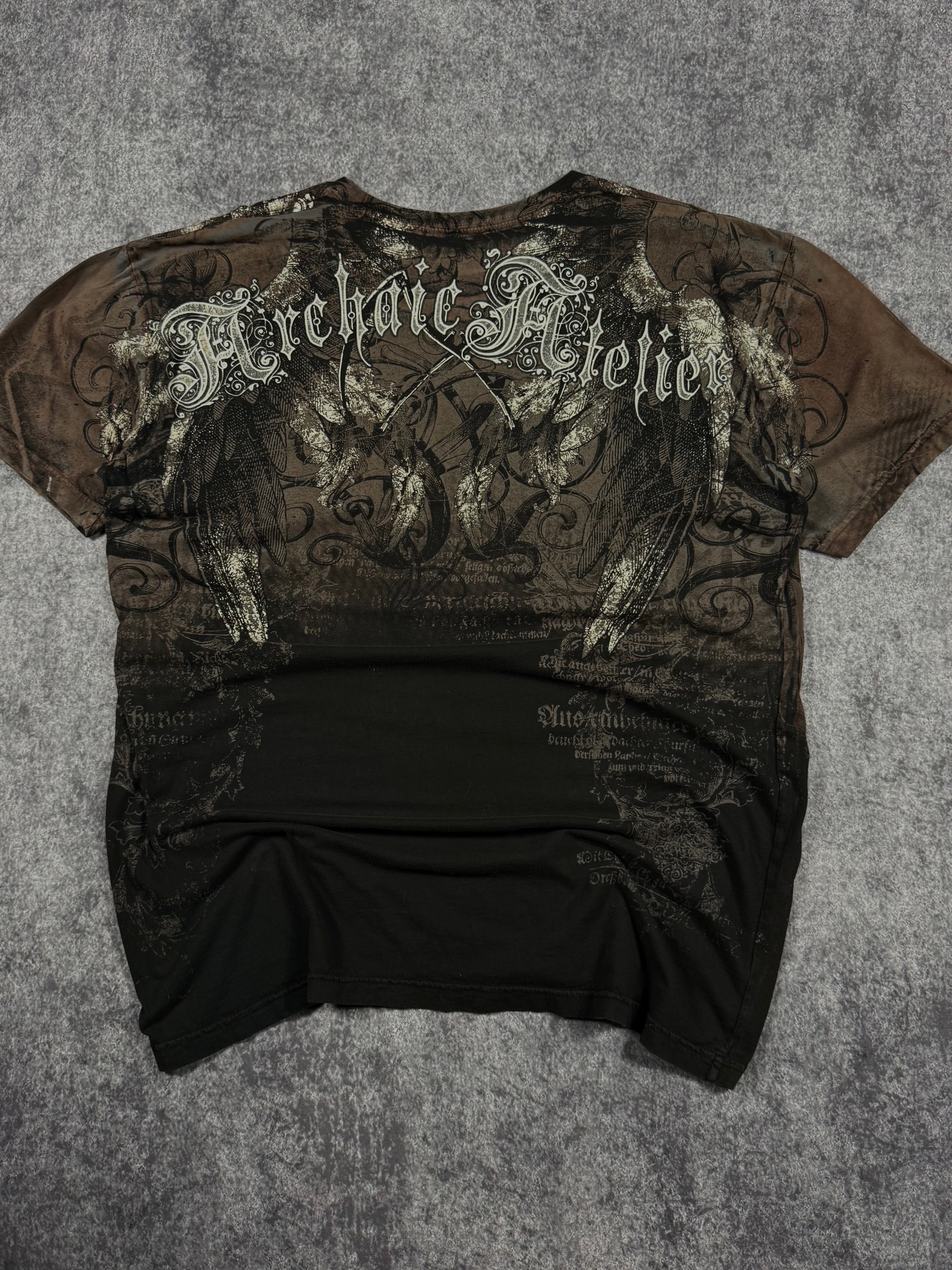 (rare) 2000s archaic x affliction shirt (XL)