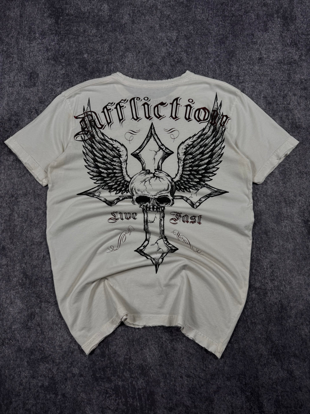 (rare) 2000s affliction shirt (M)
