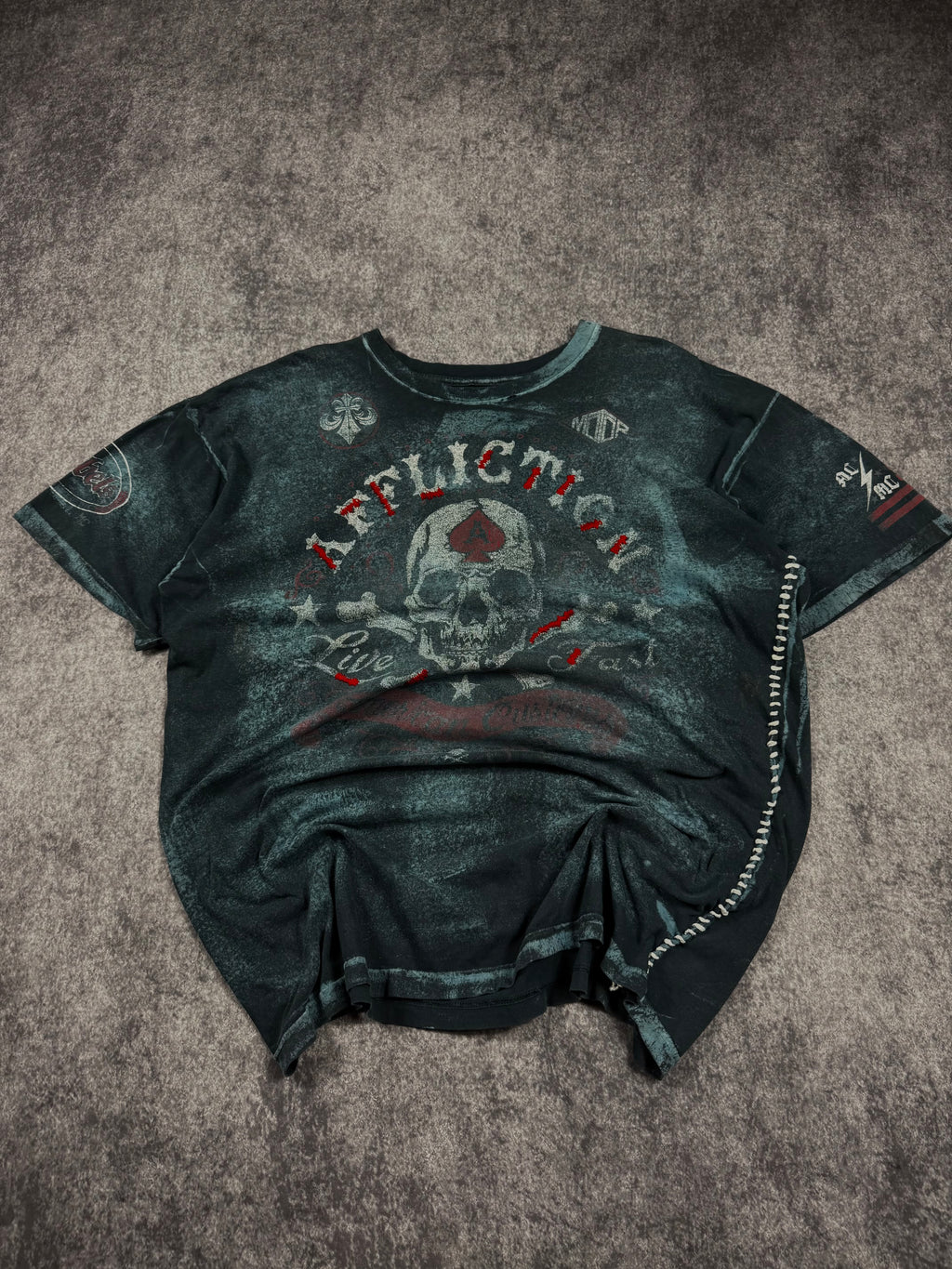 2000s affliction shirt (XL)