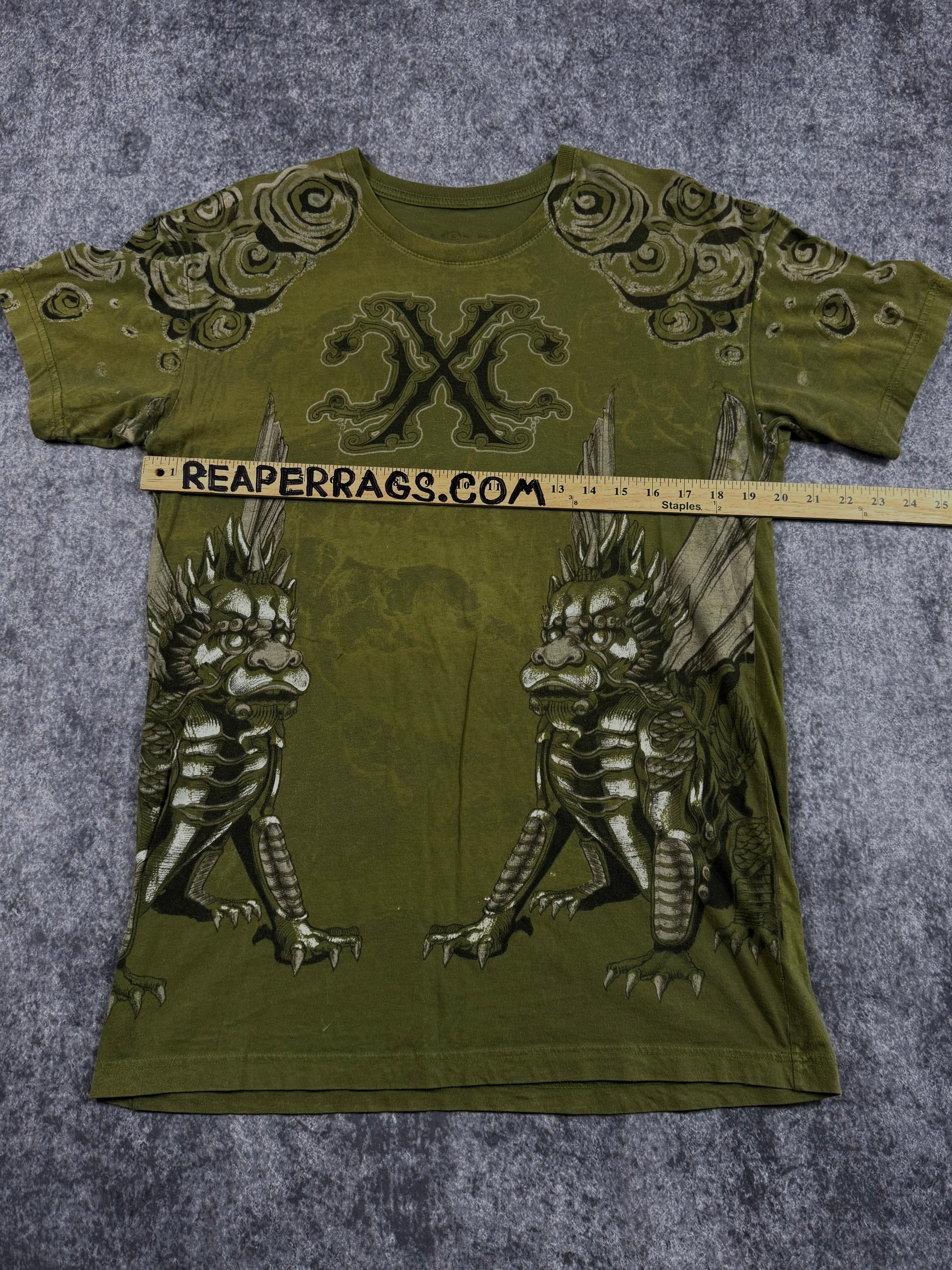 (rare) 2000s xtreme couture shirt (M)