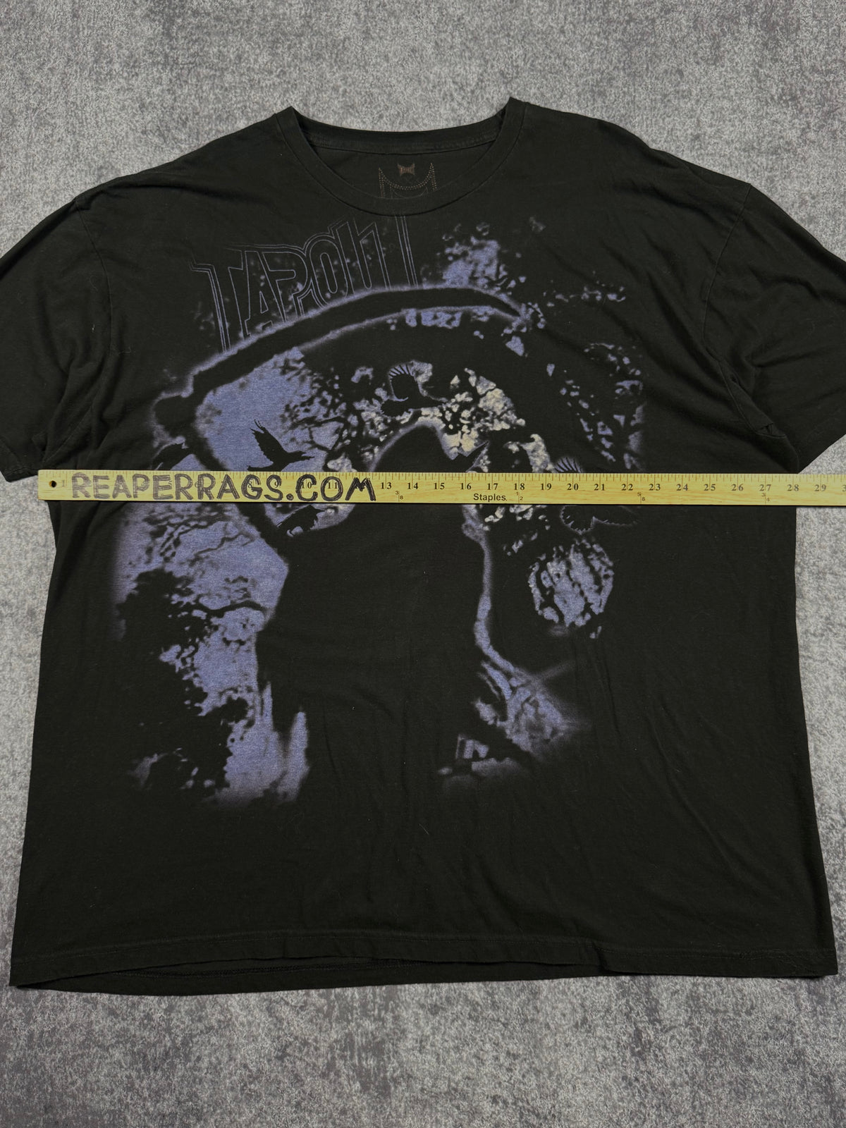 (rare) 2000s tapout x black shirt (XXXL)