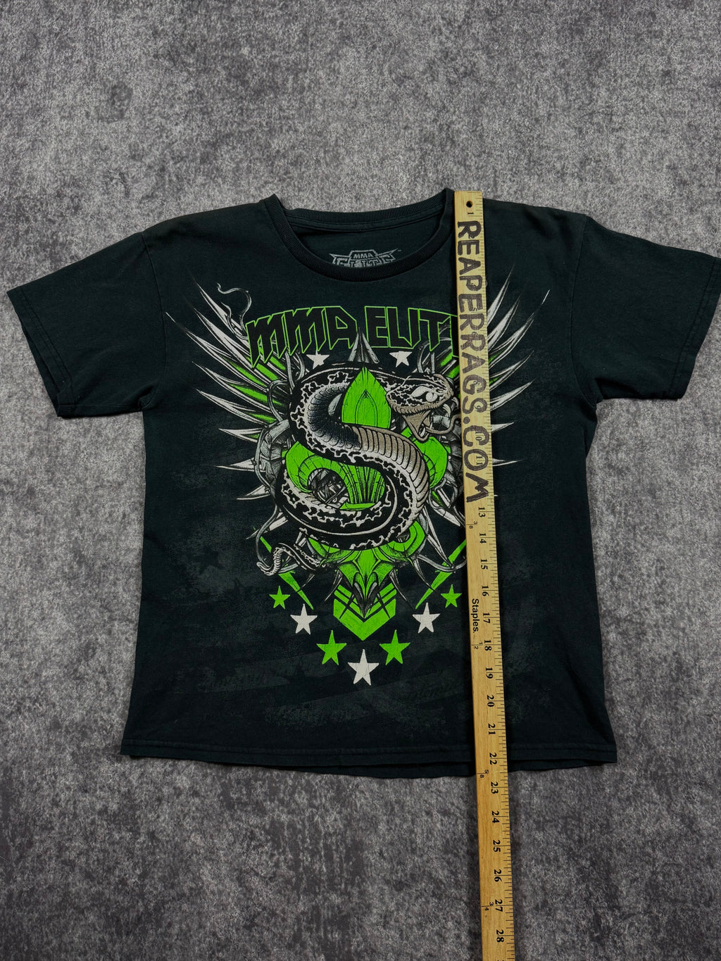 (rare) 2000s mma elite shirt (S)