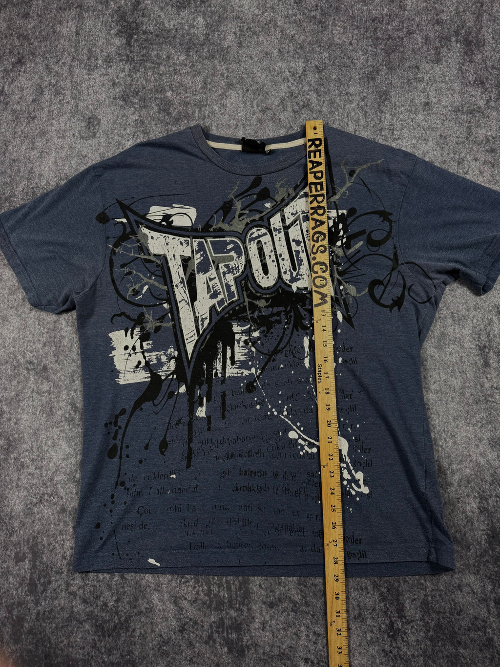 2000s tapout shirt (XL)