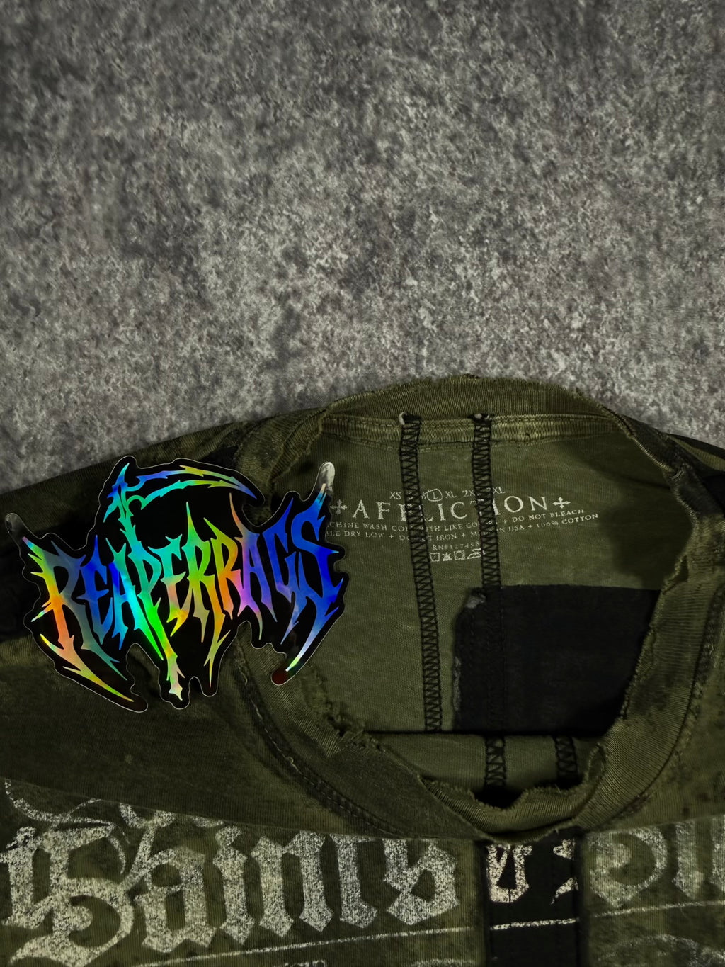 (RARE) 2000S AFFLICTION SHIRT (M)