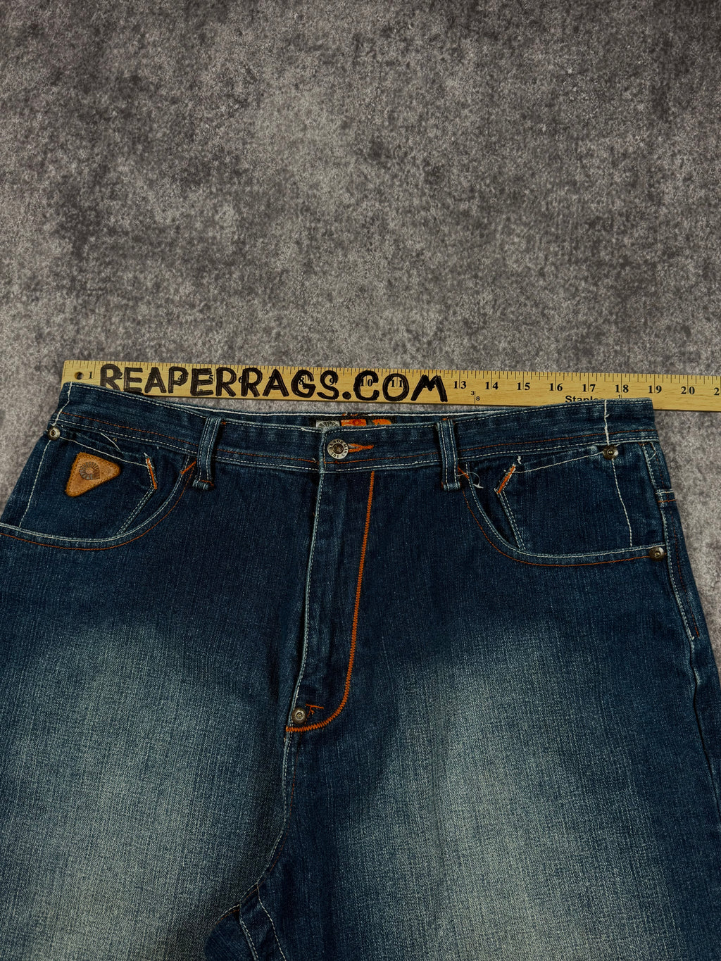 (rare) 2000s akademiks jorts (38)