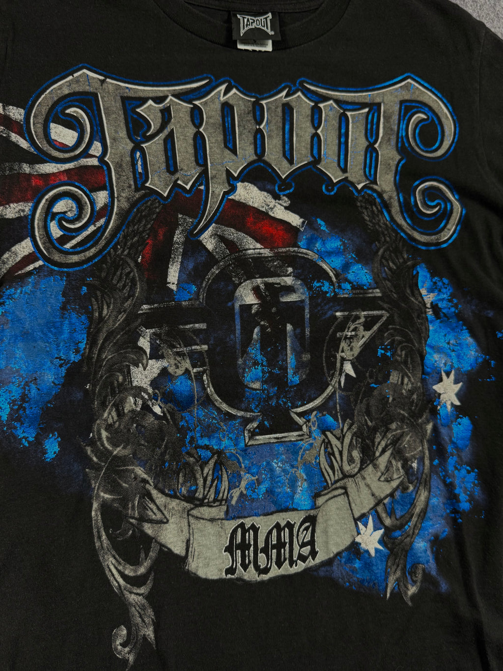 (rare) 2000s tapout chrome shirt (S)