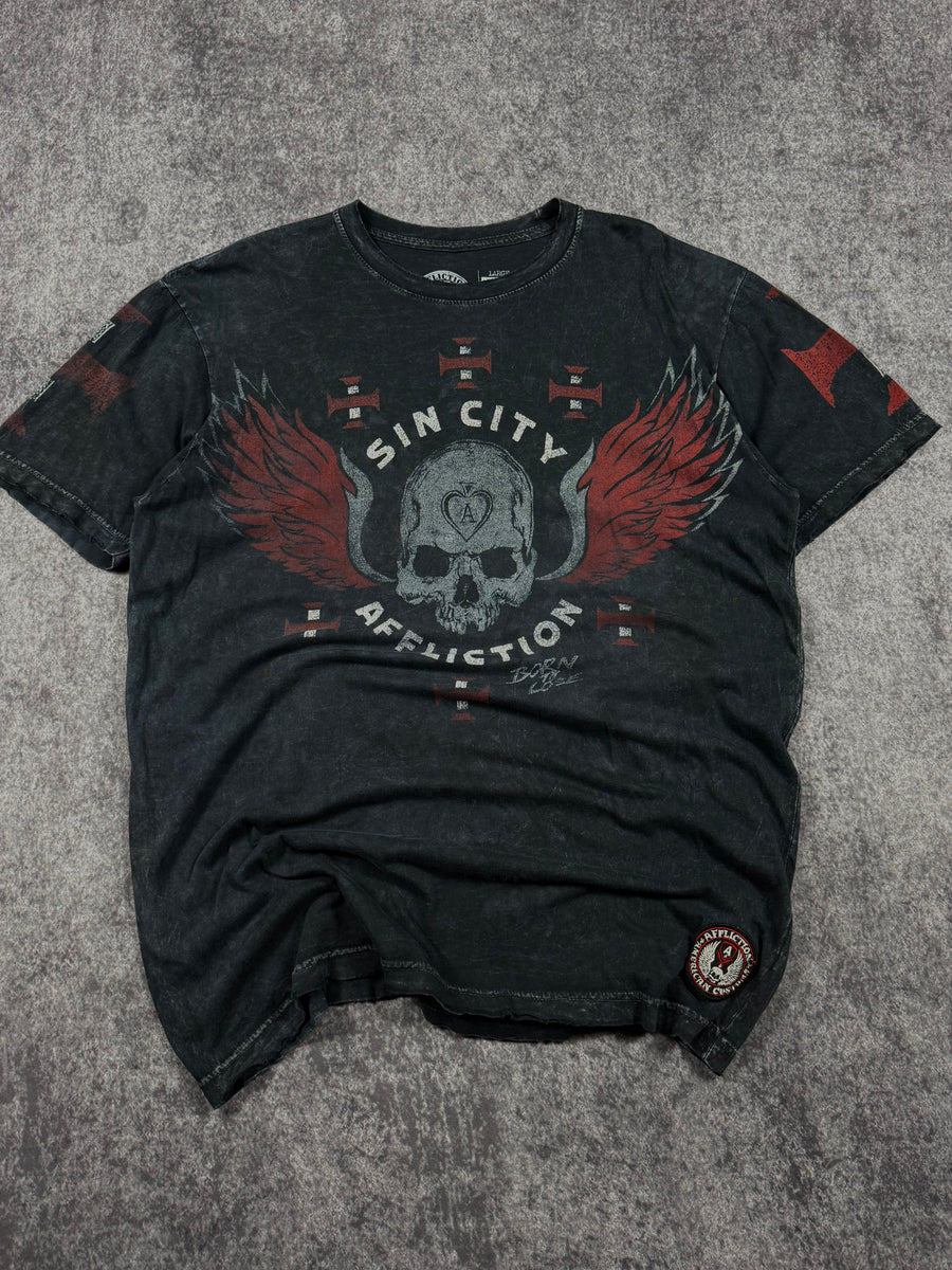 2000s affliction shirt (L)