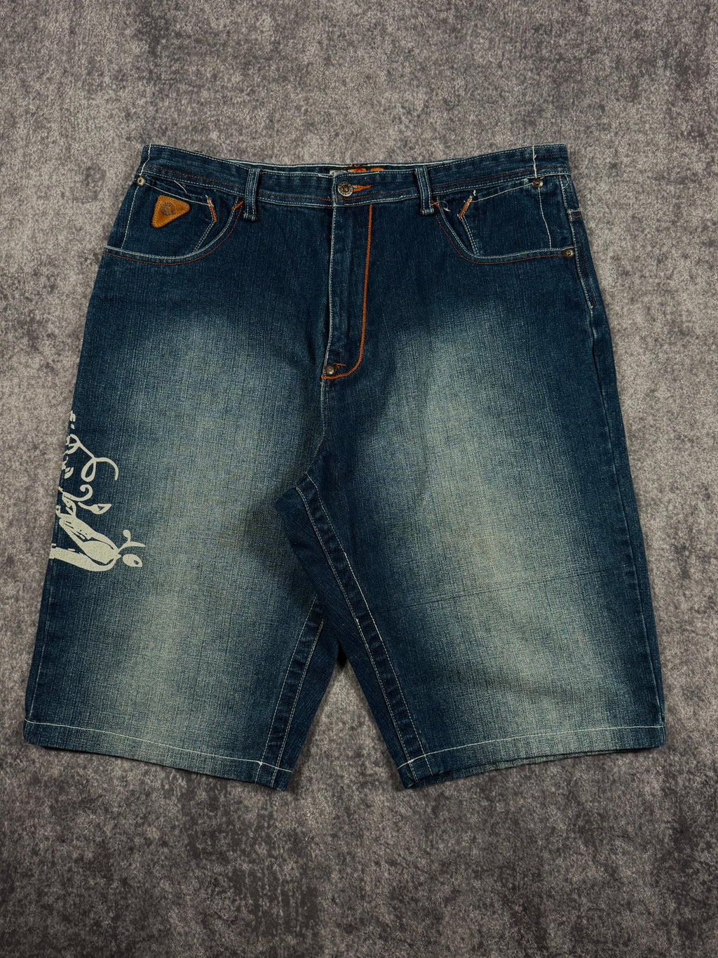 (rare) 2000s akademiks jorts (38)