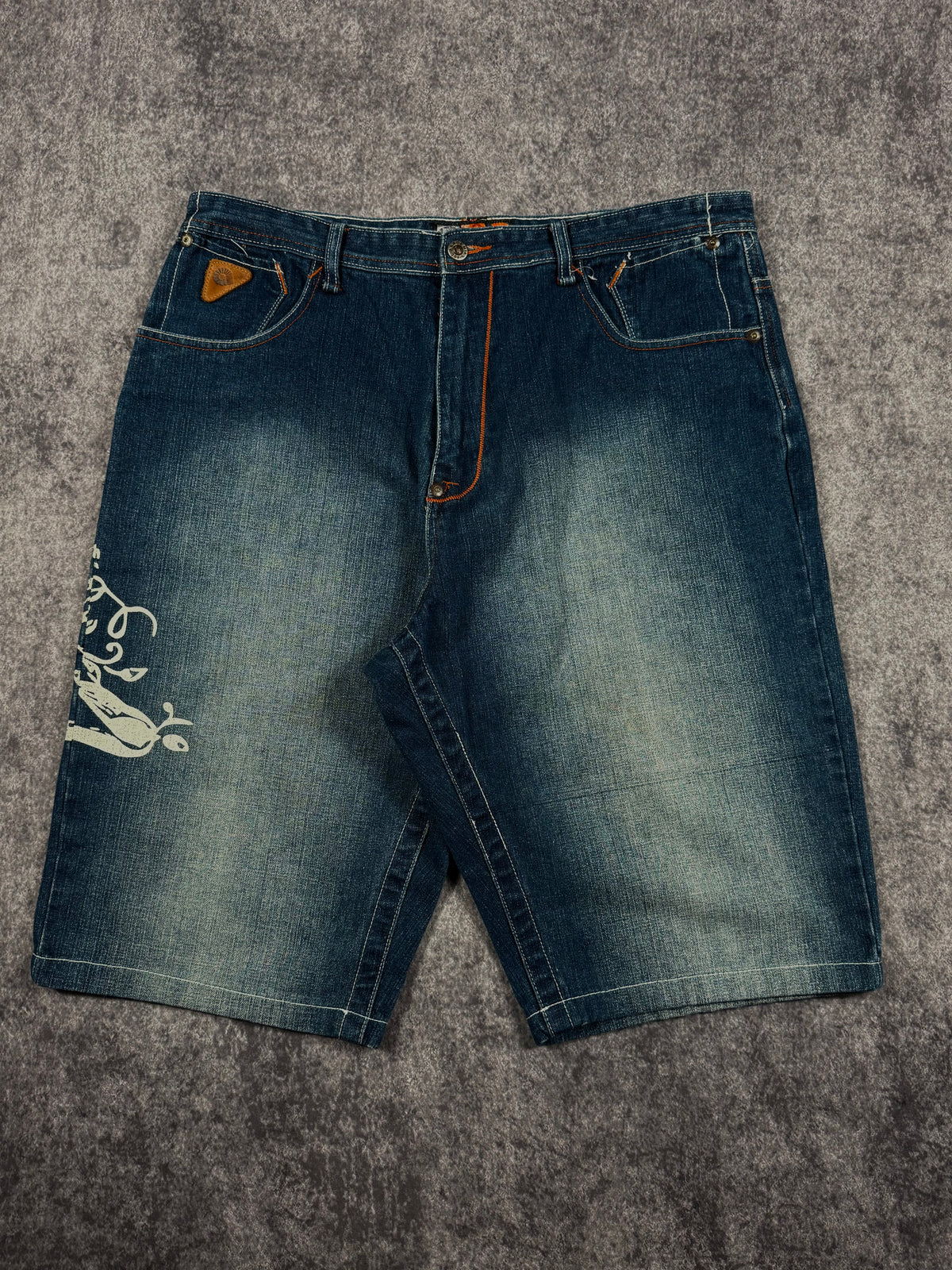(rare) 2000s akademiks jorts (38)
