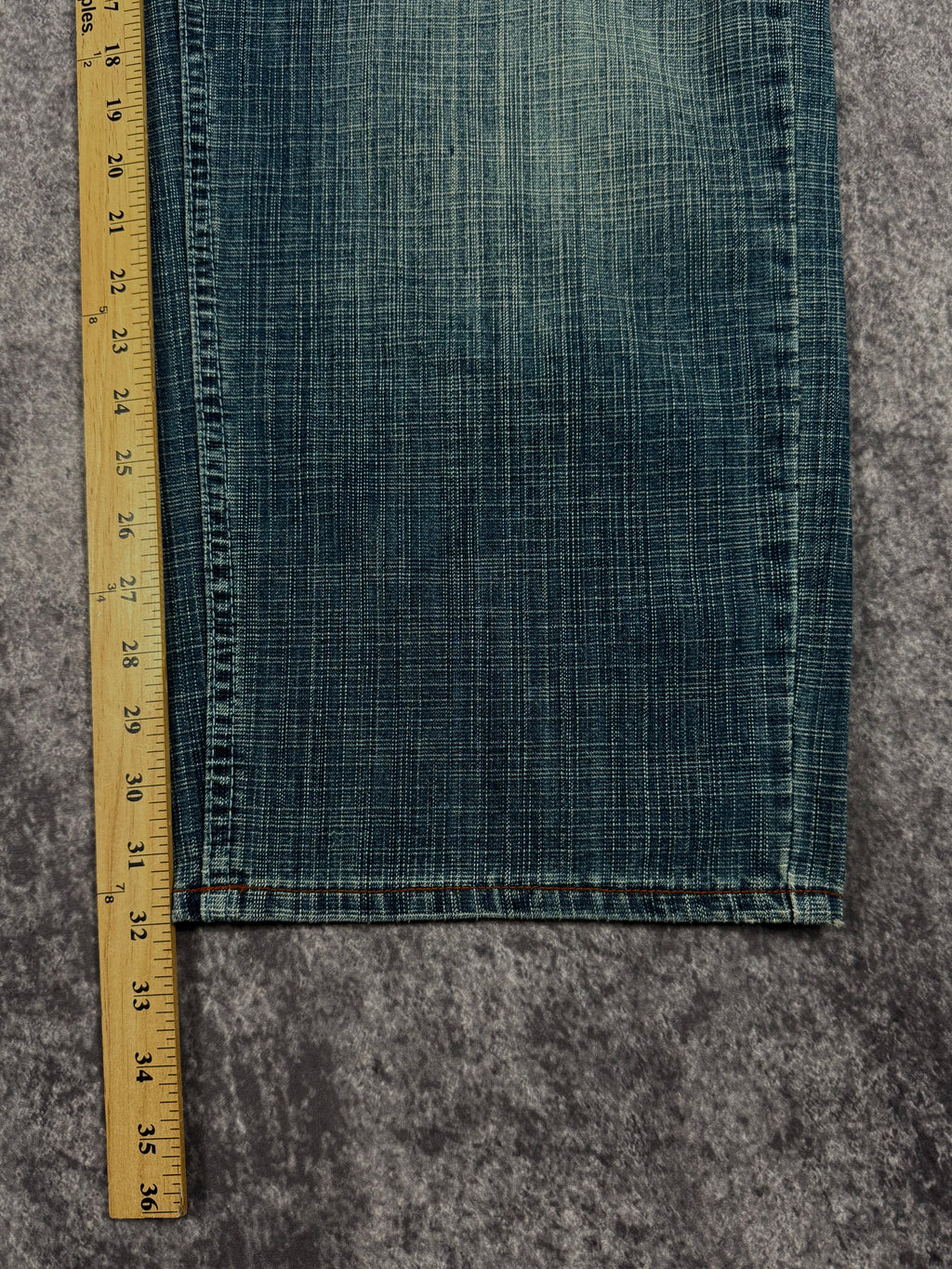 (rare) deadstock 2000s koman jeans (38x32)