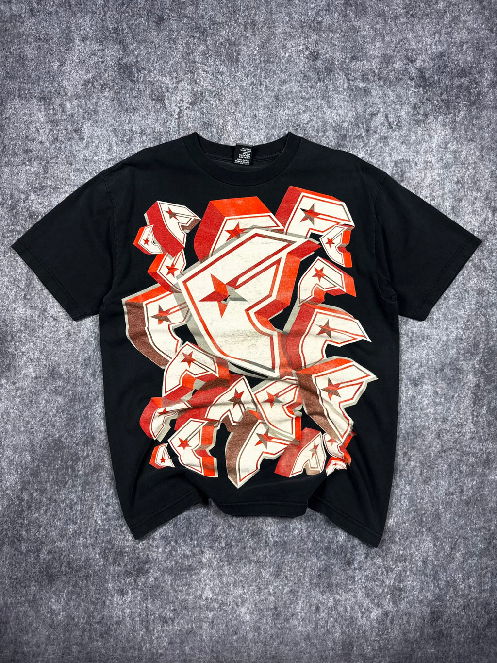 (RARE) 2000S FAMOUS STARS & STRAPS SHIRT (L)